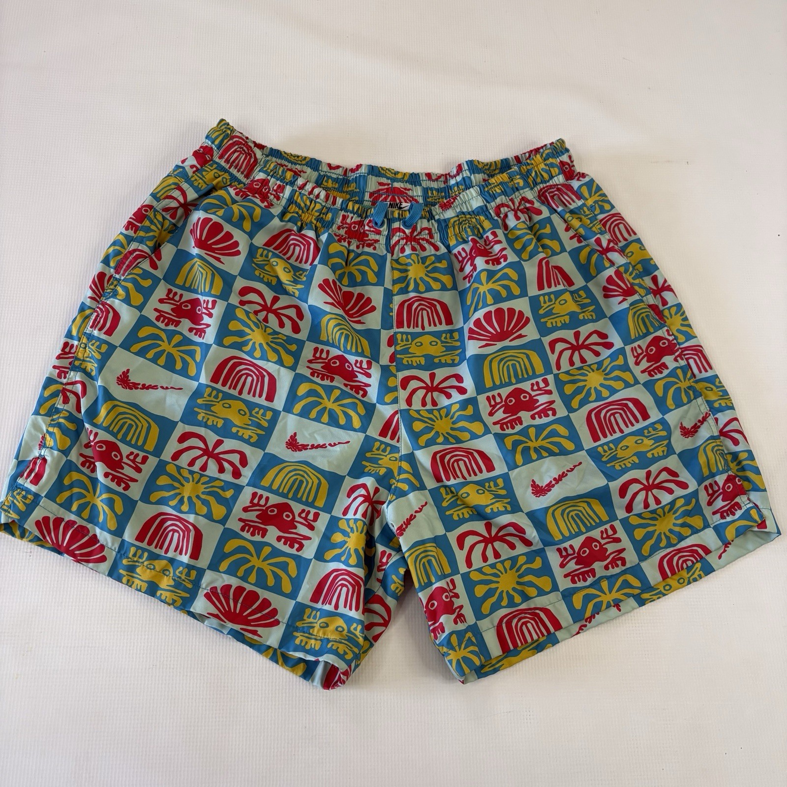 Nike Sportswear Beach Vacation Men’s Woven Flow Swim Shorts Lined Multi Blue XL