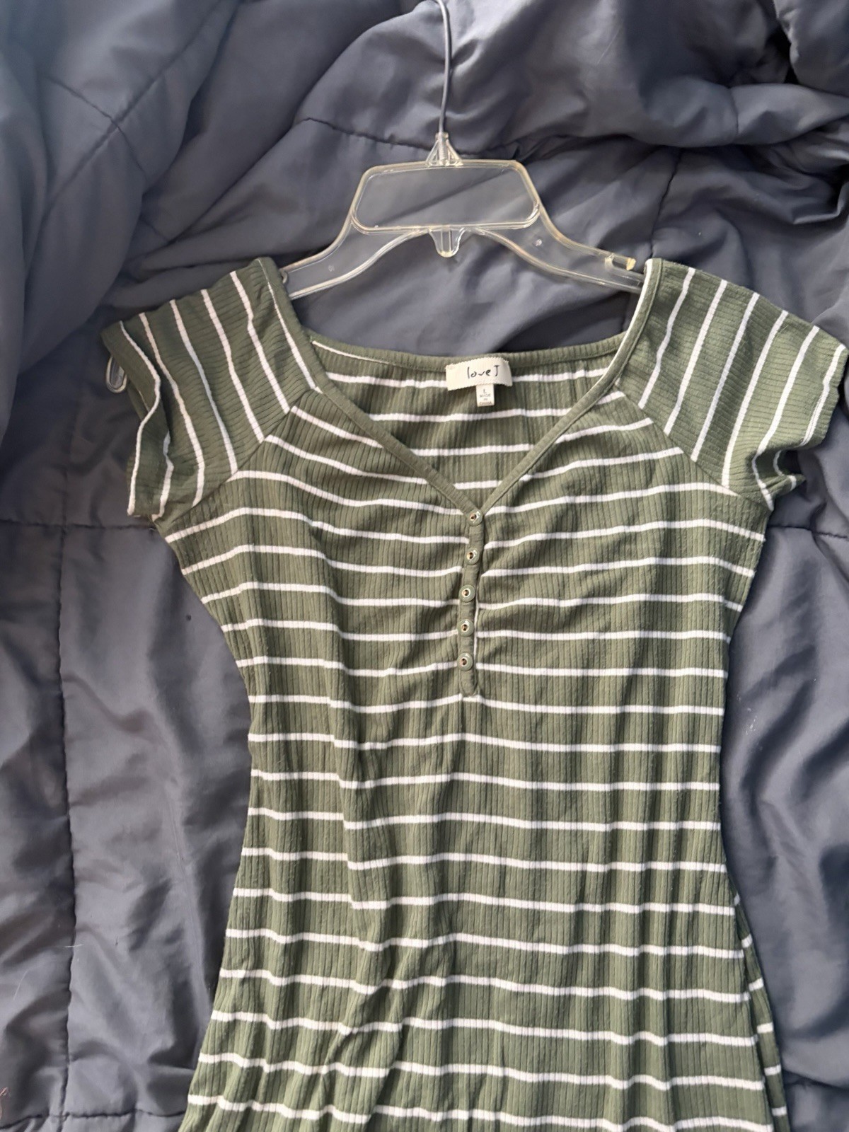 love J Green/White Striped Knit T-Shirt Dress L Scoop Neck Button Knee Length