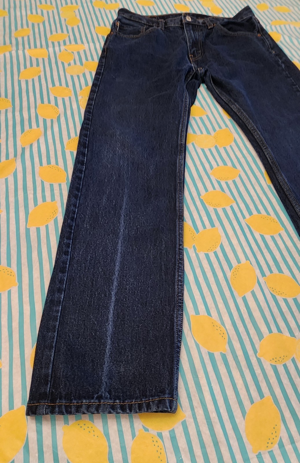 Levi’s 505 Dark Blue Straight-Leg Jeans (W33 x L32)