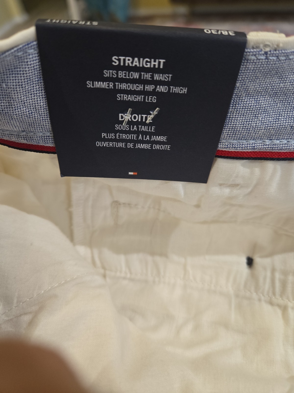 Tommy Hilfiger THFlex Men’s Light Beige Ivory Chino Pants 38/30 Straight NWT