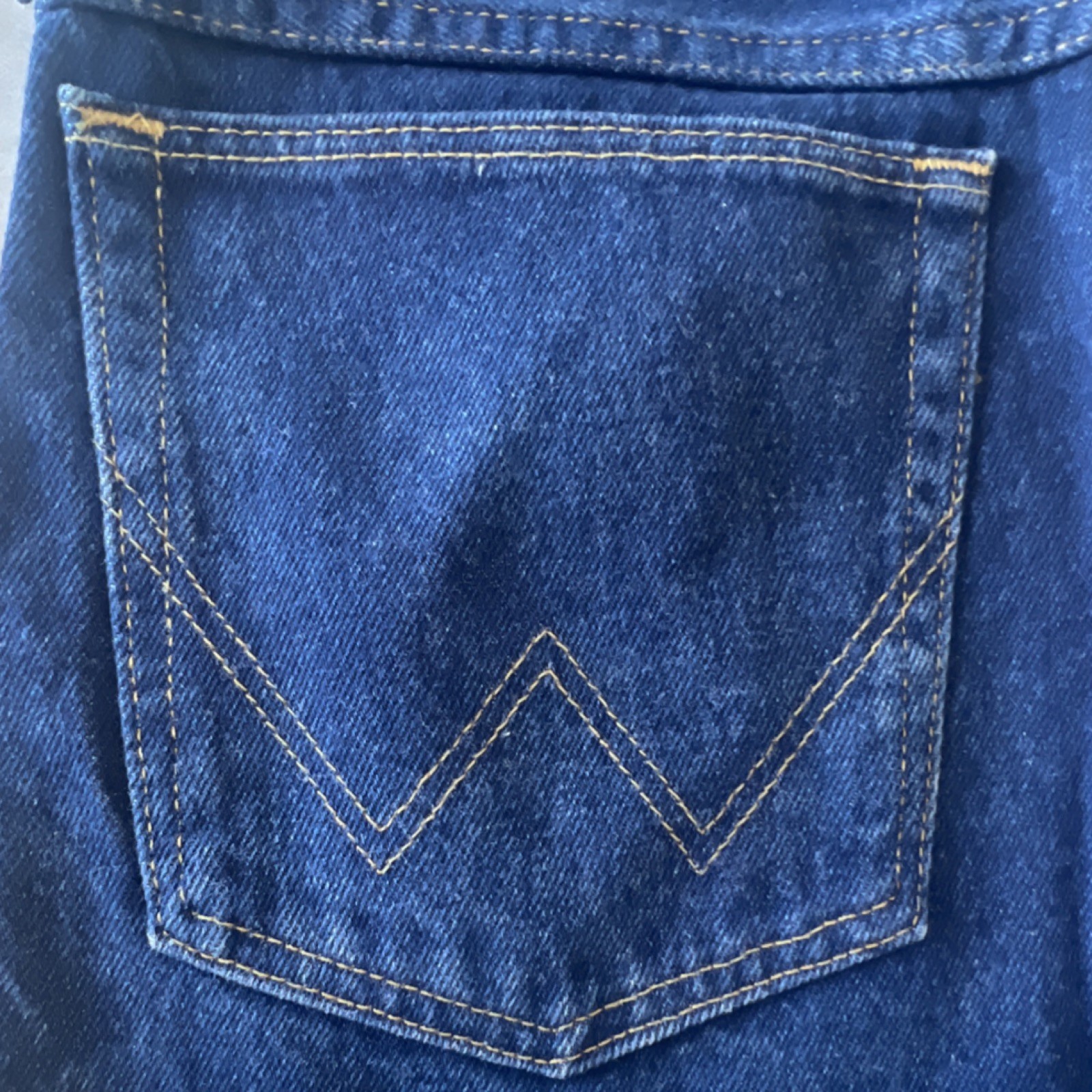 Vintage NWT Wrangler Regular Fit Stone Washed Blue Jean 34x34Cotton Made in USA