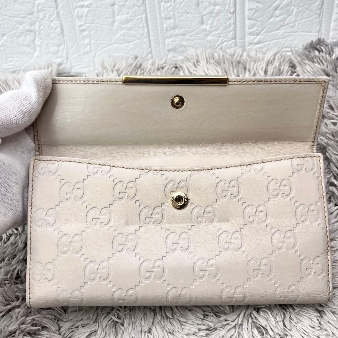 Good Condition GUCCI Shima Logo Plate W Hook White Long Wallet