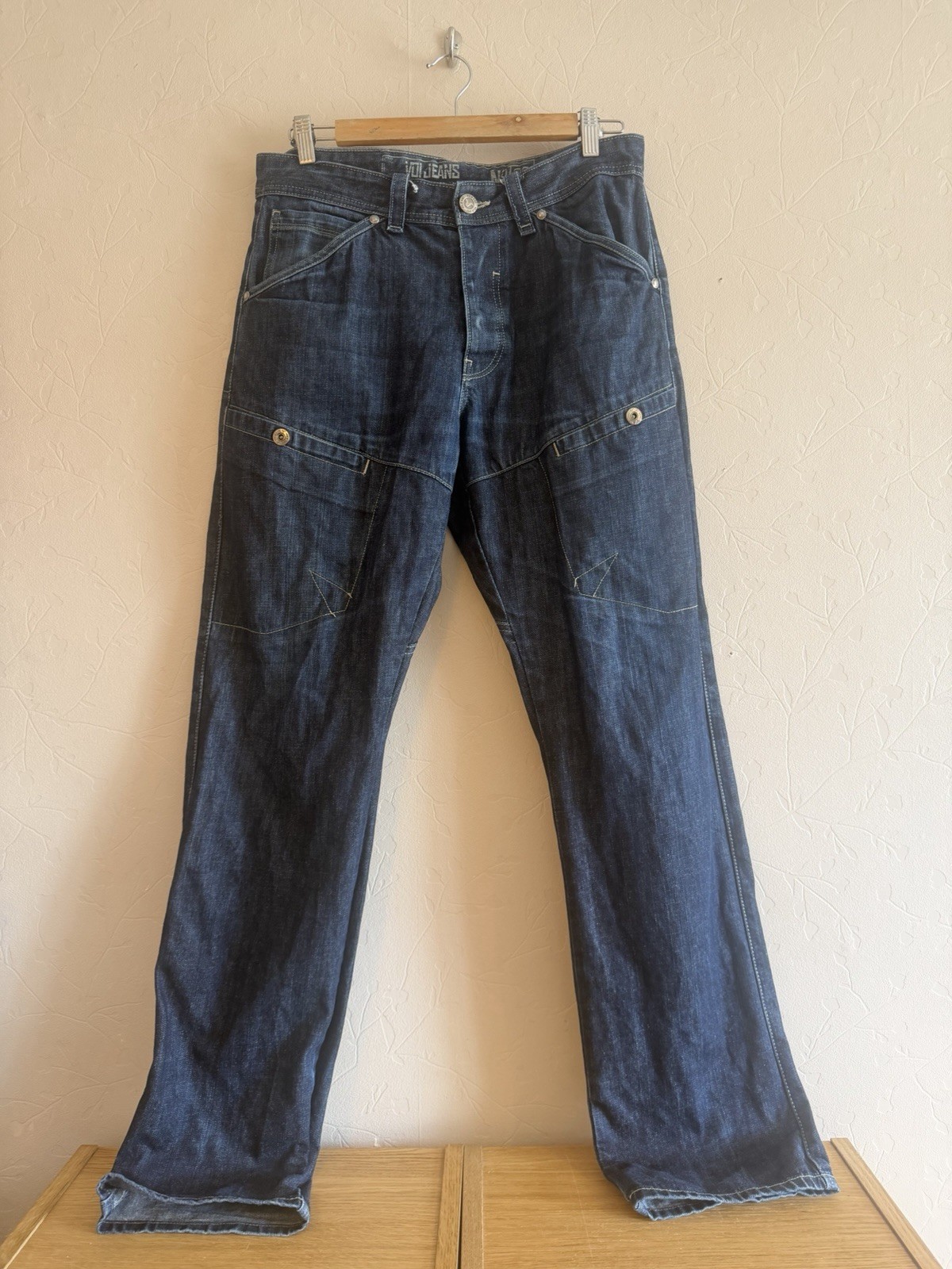 Voi Shearer Raw Y2K Back Pocket Print Button Fly Jeans W34 L34 (LB)