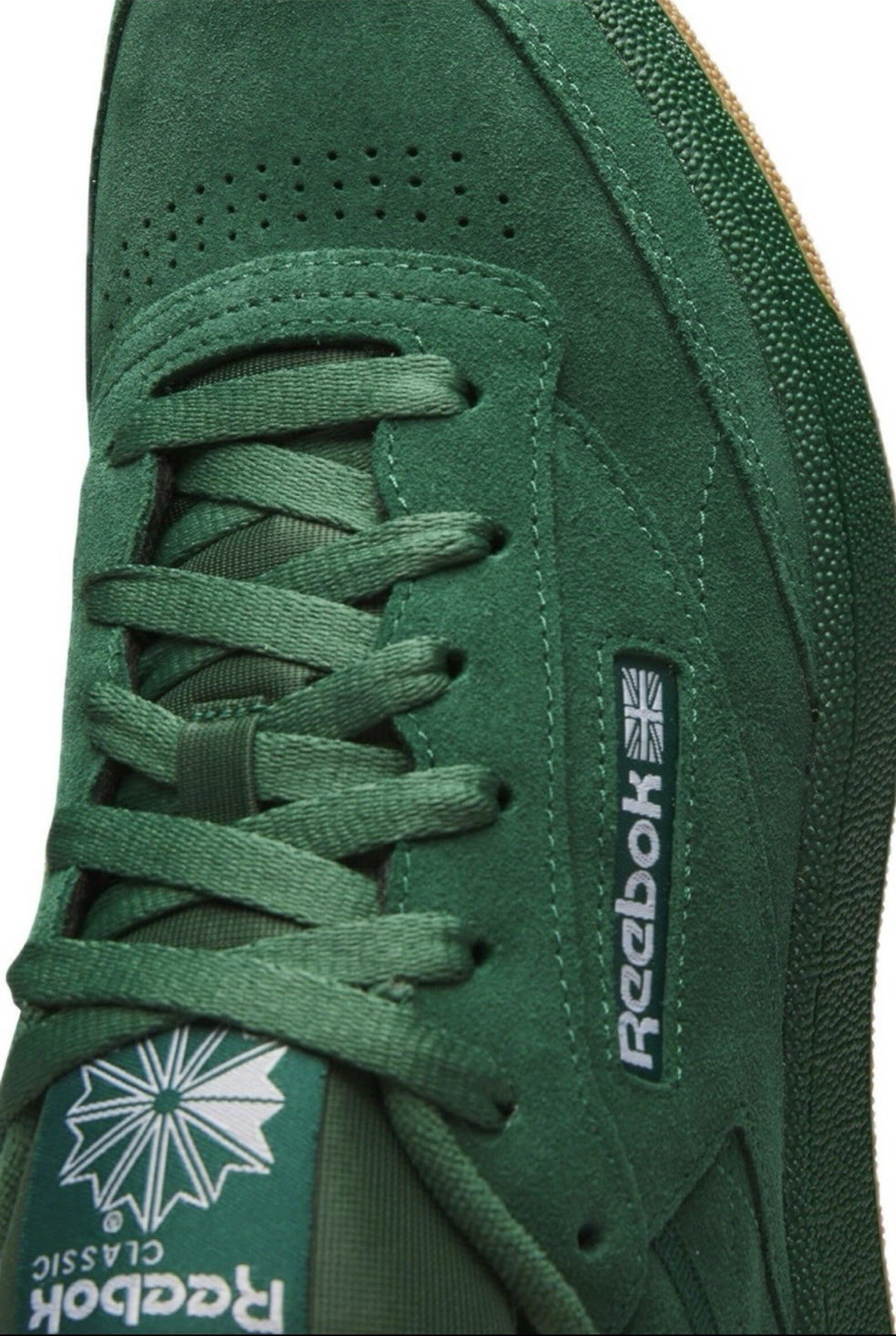Reebok Classic Green Suede Low-Top Lace-Up Sneakers Gum Rubber Sole