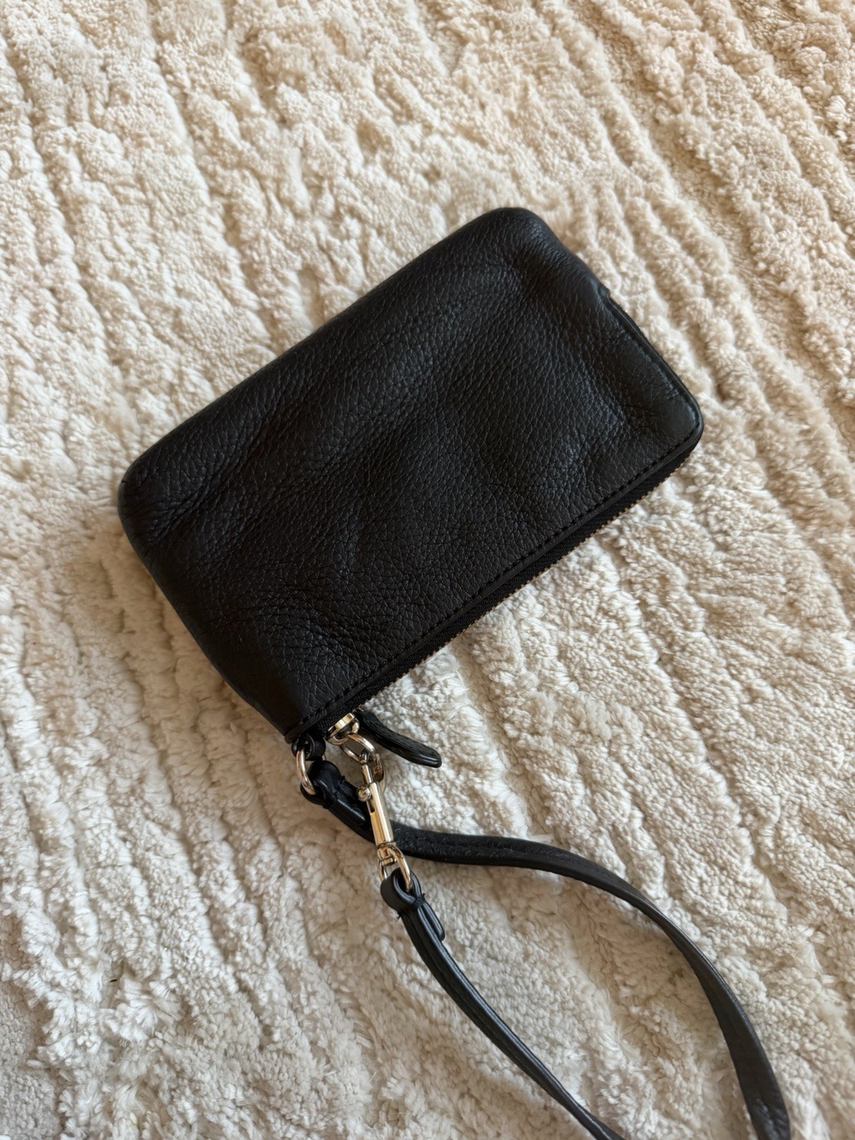 Coach Black Women’s Wristlet Wallet Zip Top Logo Wrist Strap Credit Card