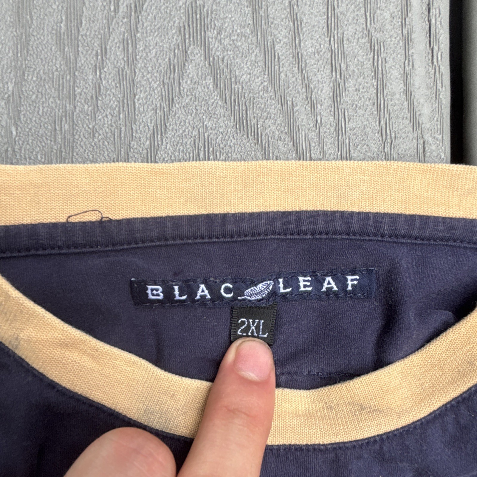 Blac Leaf Men’s 2XL Parrot Graphic Tee Tropical Streetwear Navy Teal Colorblock