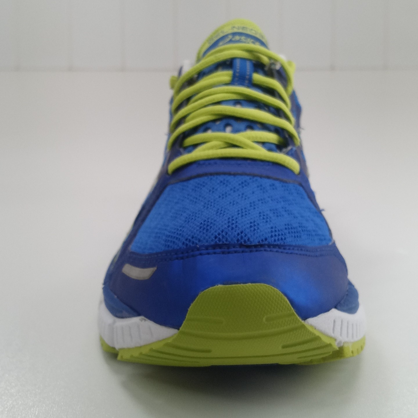Asics Gel-Neo33 Men’s Running Shoes Blue Lime Green T222N Sneakers Size 10