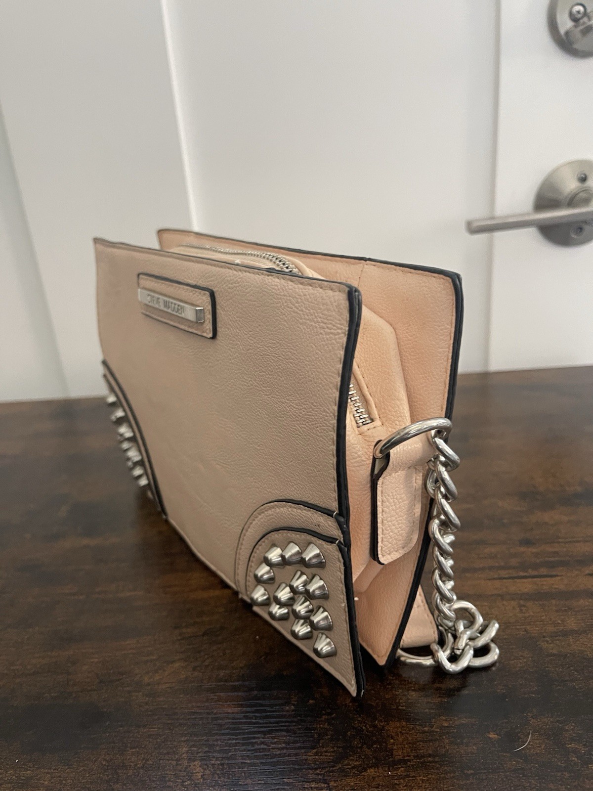 Steve Madden Beige Studded Crossbody Bag Zip Top Chain Strap Silver Small