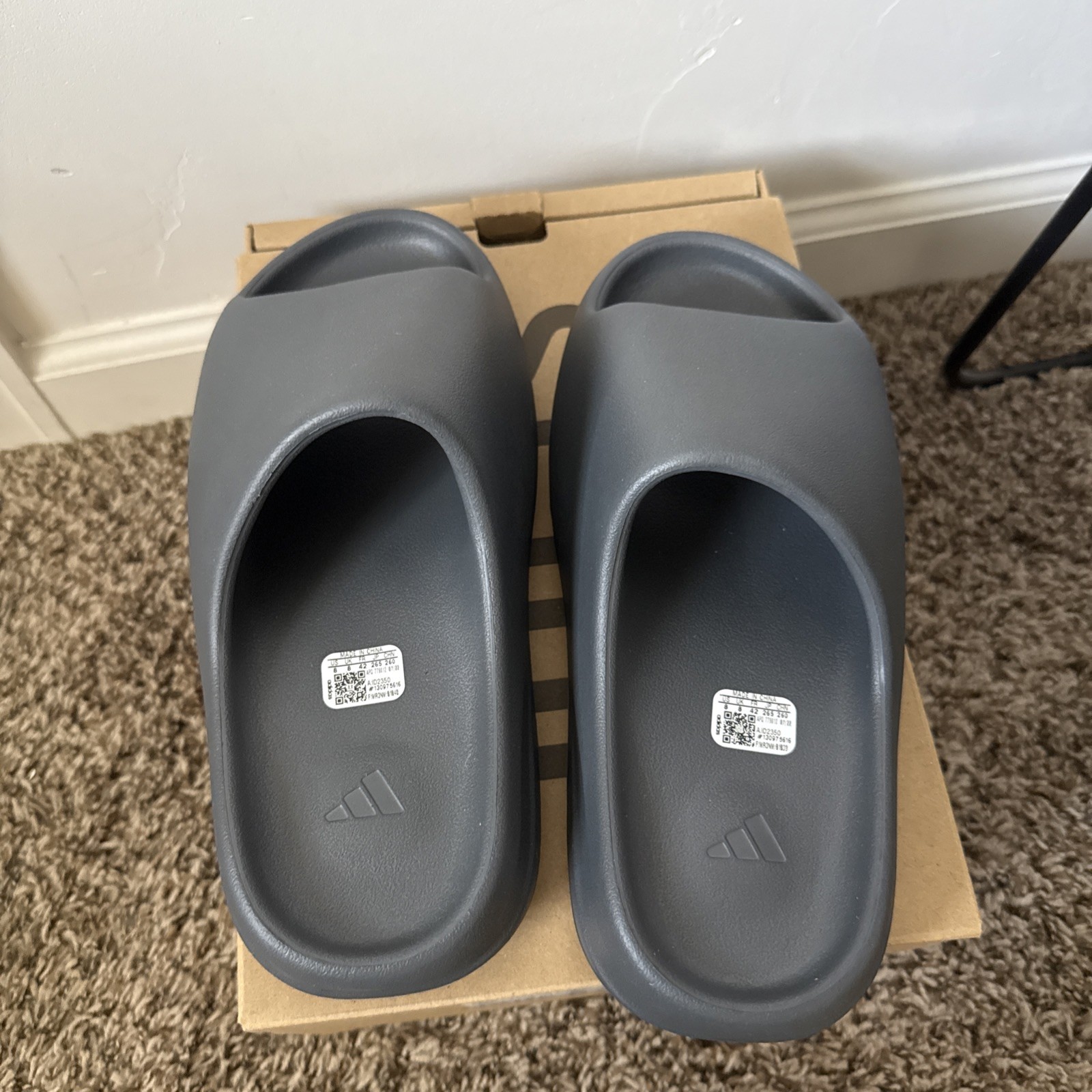 Adidas Yeezy Slide Slate Grey Size 8 – 100% Authentic ID2350