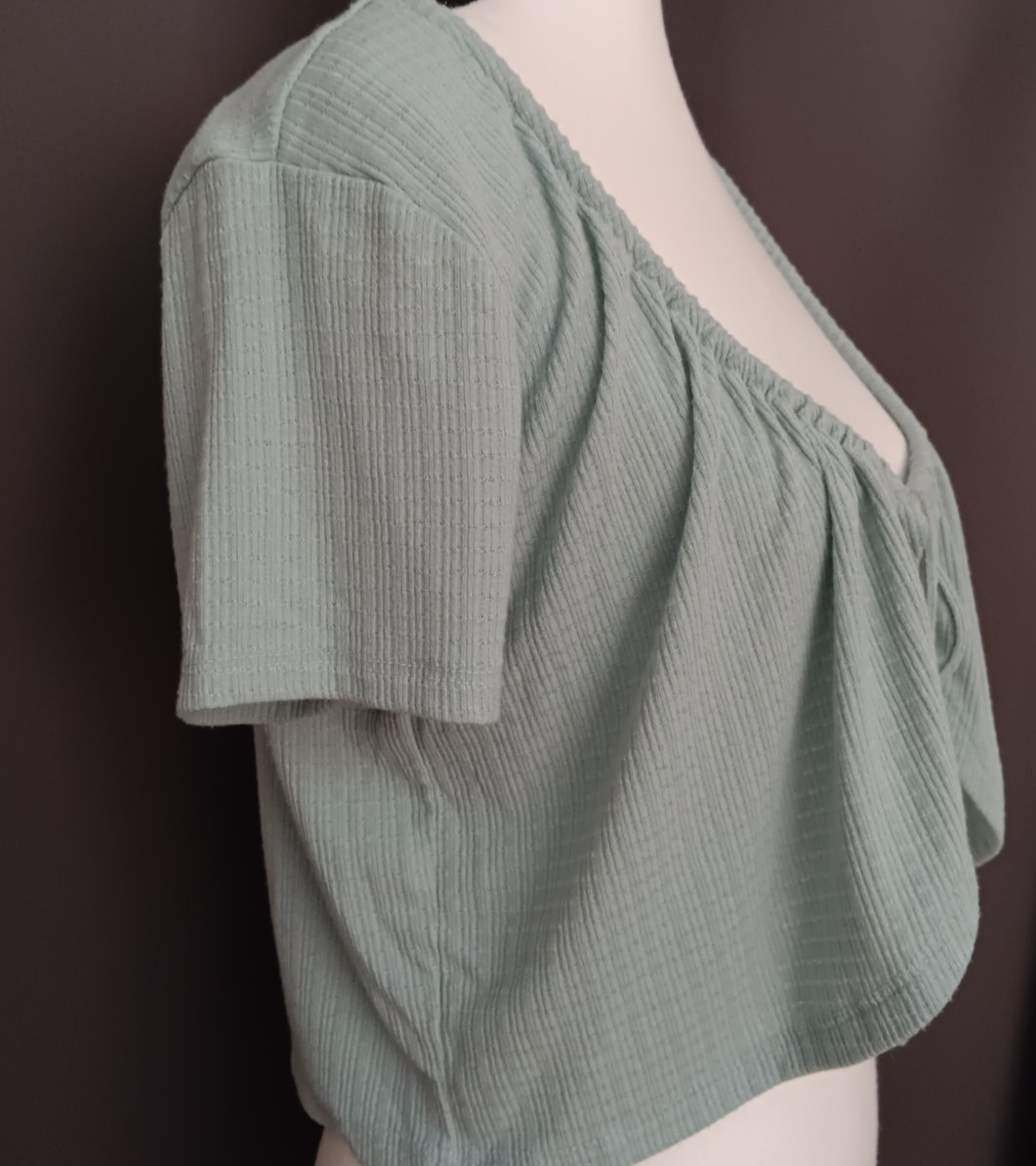 Forever 21 Light Green Shrug with Tie Size Large EUC