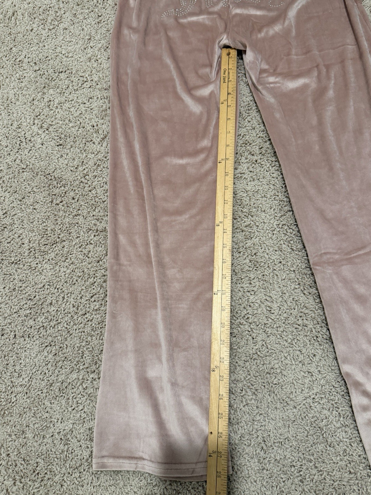 Juicy Couture Pink Velour Track Pants Size Large Rhinestone Logo Y2K Lounge