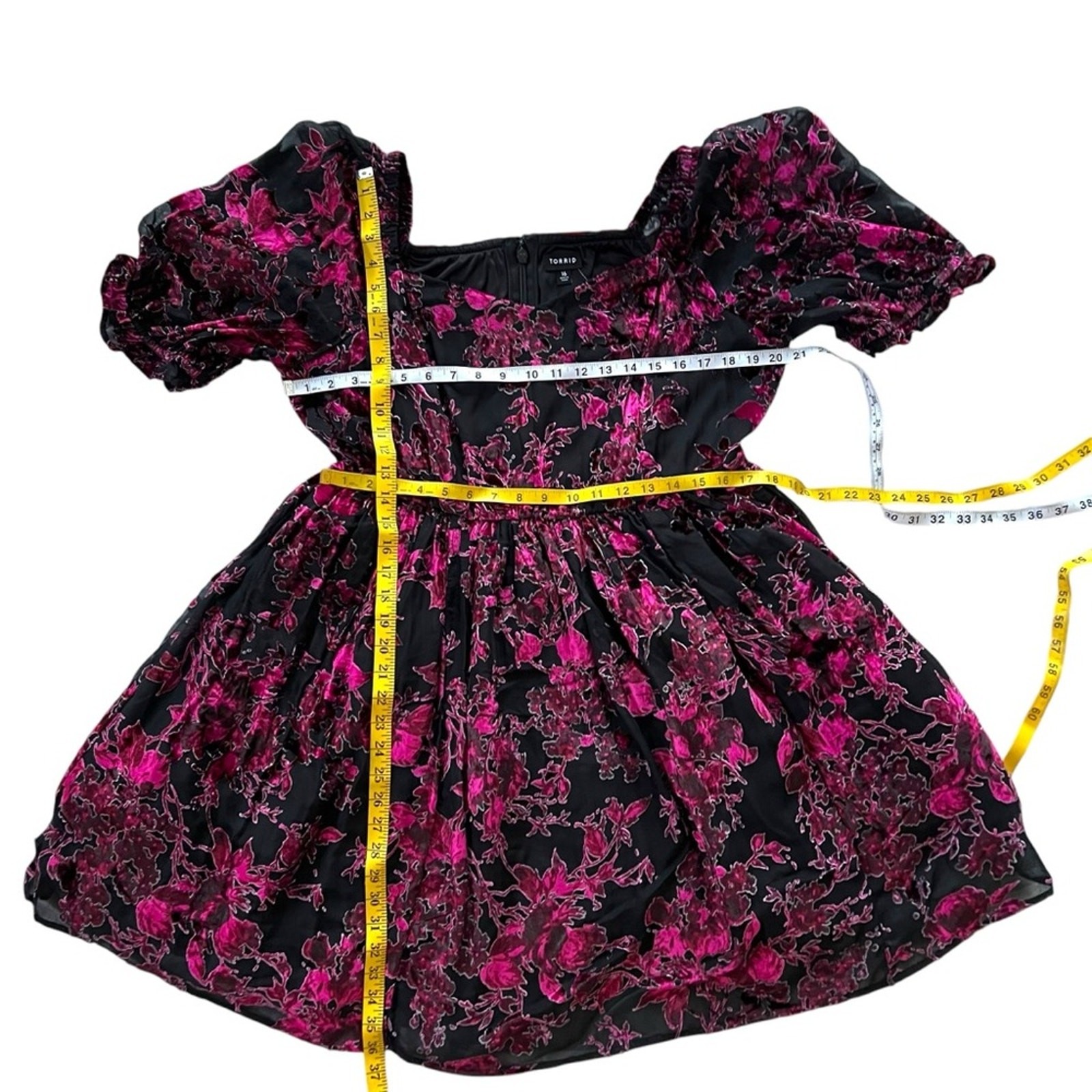 Torrid Plus Size Cocktail Dress 1X Semi Formal 16 Homecoming Retro Party Cruise