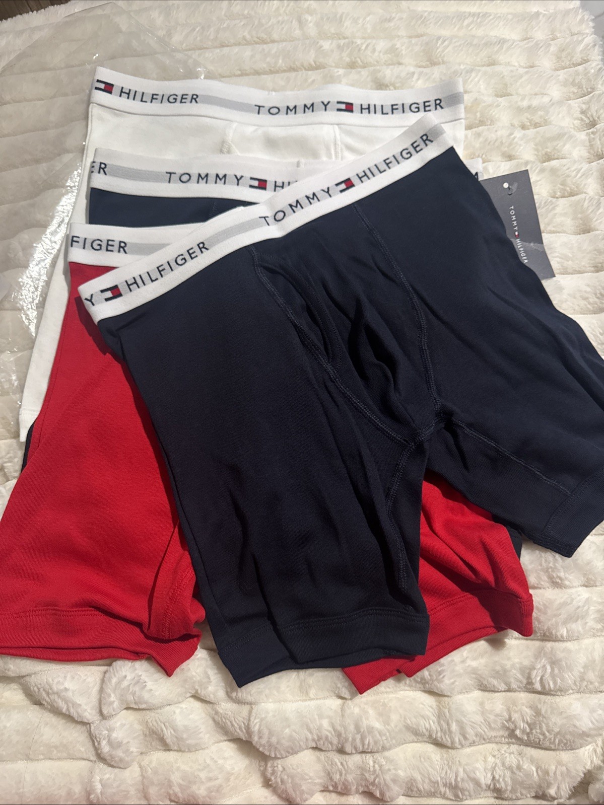 tommy hilfiger boxers 4 pack – Sizes SMALL/MEDIUM/LARGE/ EXTRA LARGE