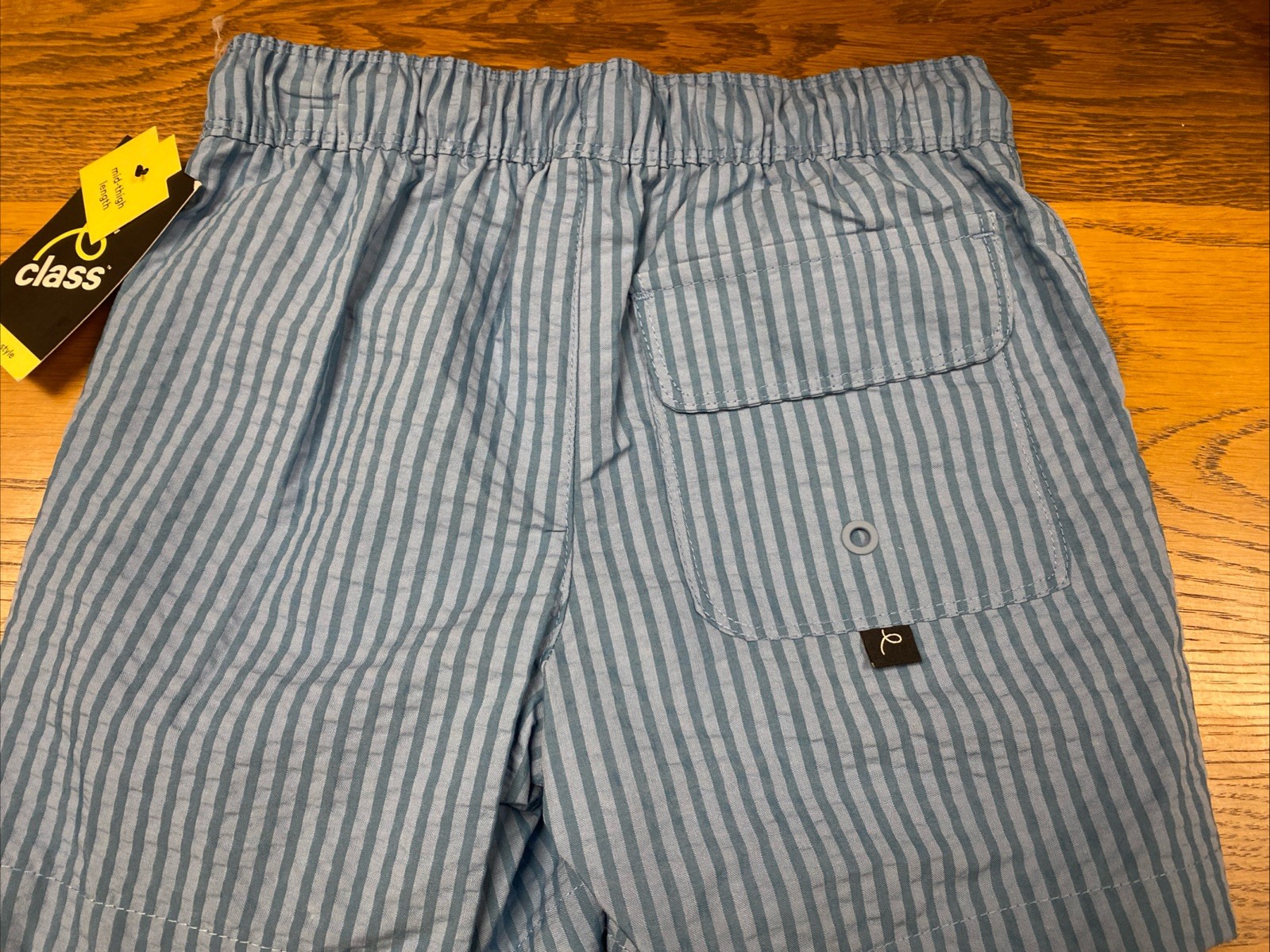 Art Class Boys Size S (6/7)Swim Trunks Mid-Thigh Length Pocket Inner Line UPF 50