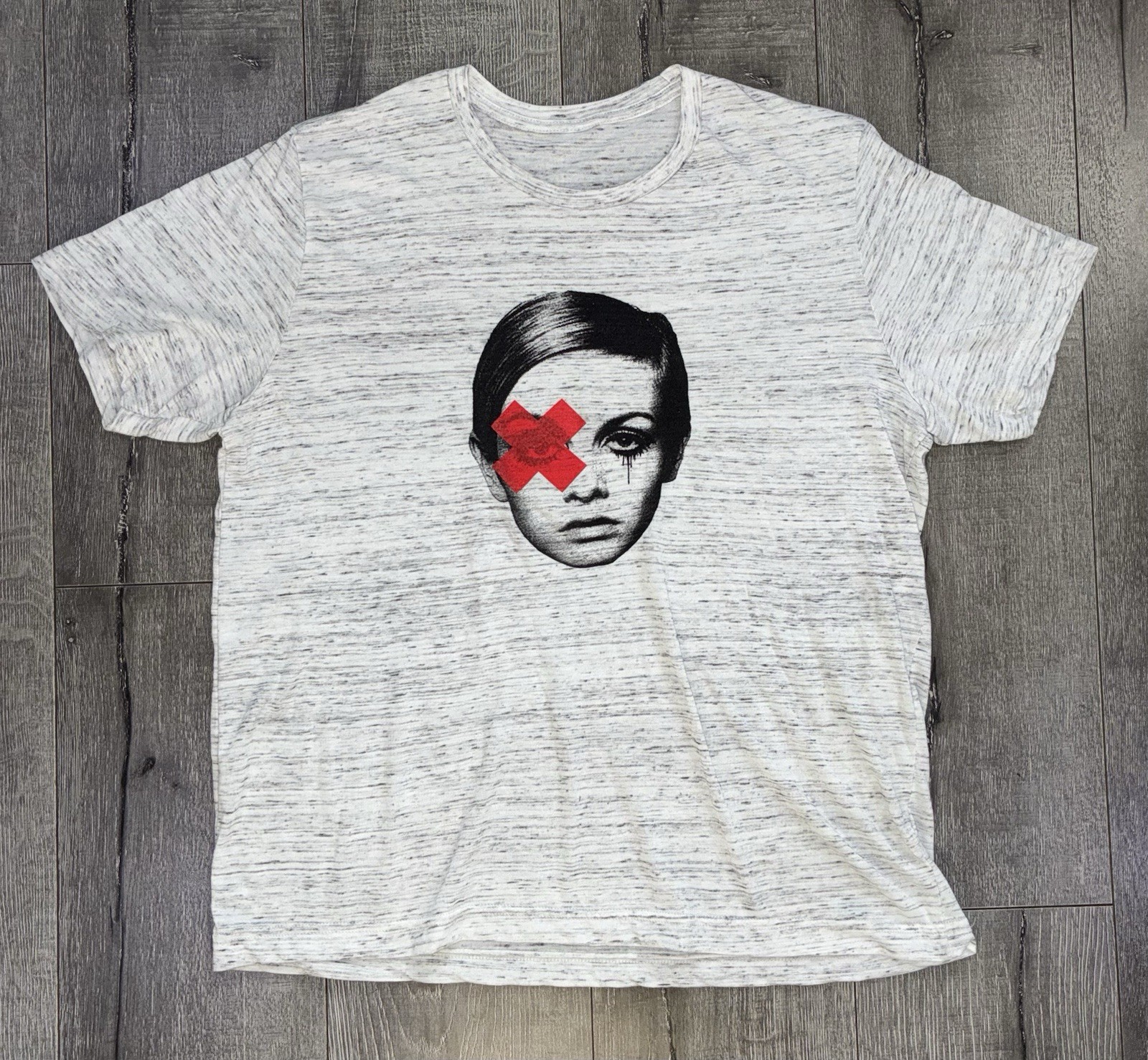 Super model Twiggy 60’s Gray Short Sleeve T Shirt Size M/L #187