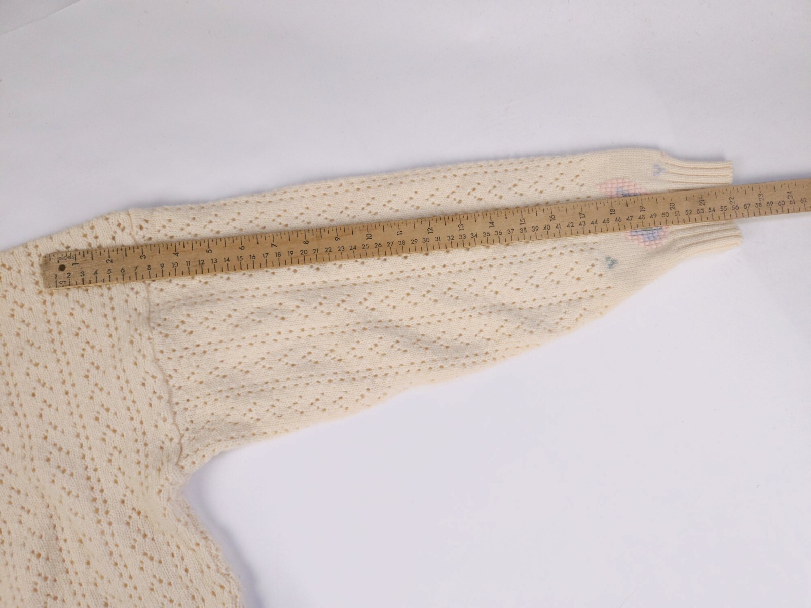 J.G. Hook Vintage Wool Cream Pointelle Needlepoint Embroidered Sweater Medium