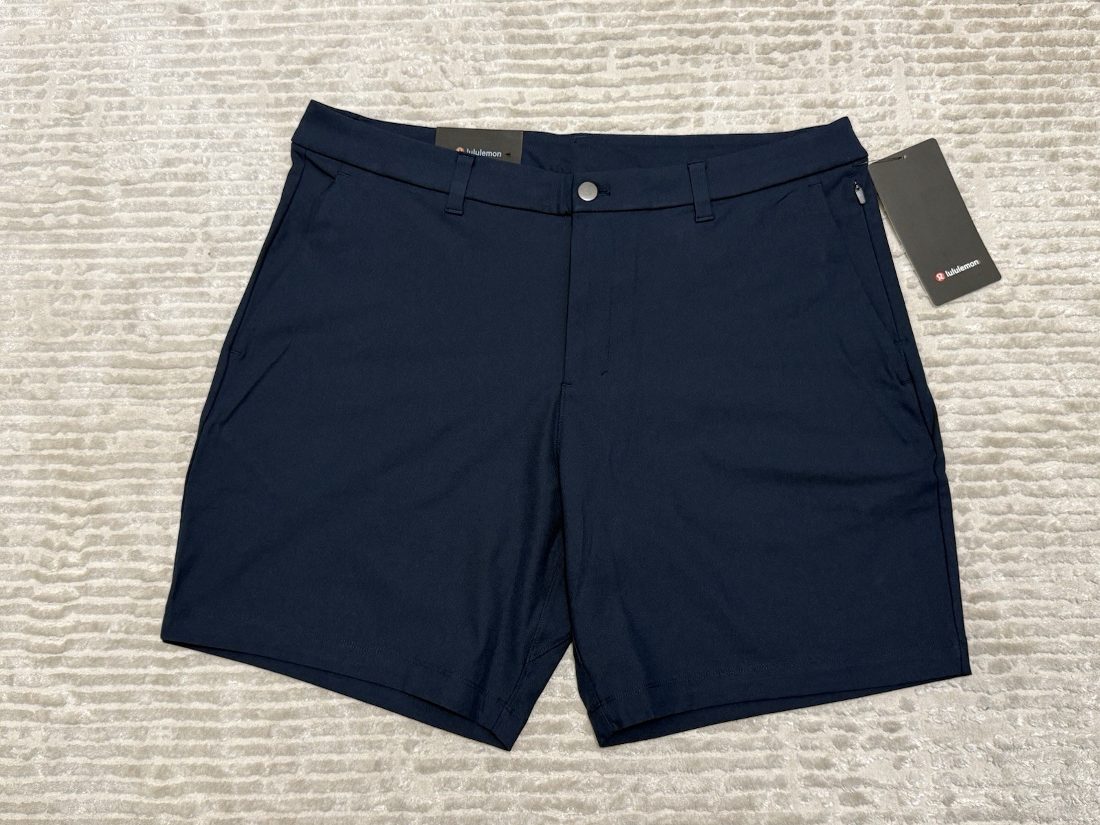 Lululemon ABC Classic Fit Commission Warpstreme Shorts True Navy – 36 X 7