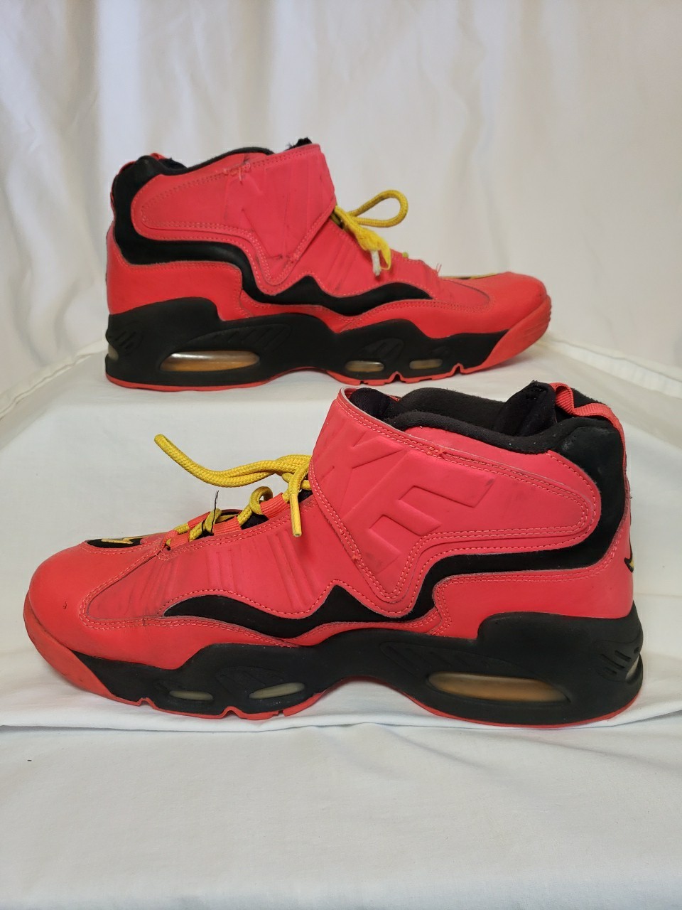 Nike Air Griffey Max 1 Size 10 Men’s Black Laser Crimson Mango 354912-010 READ