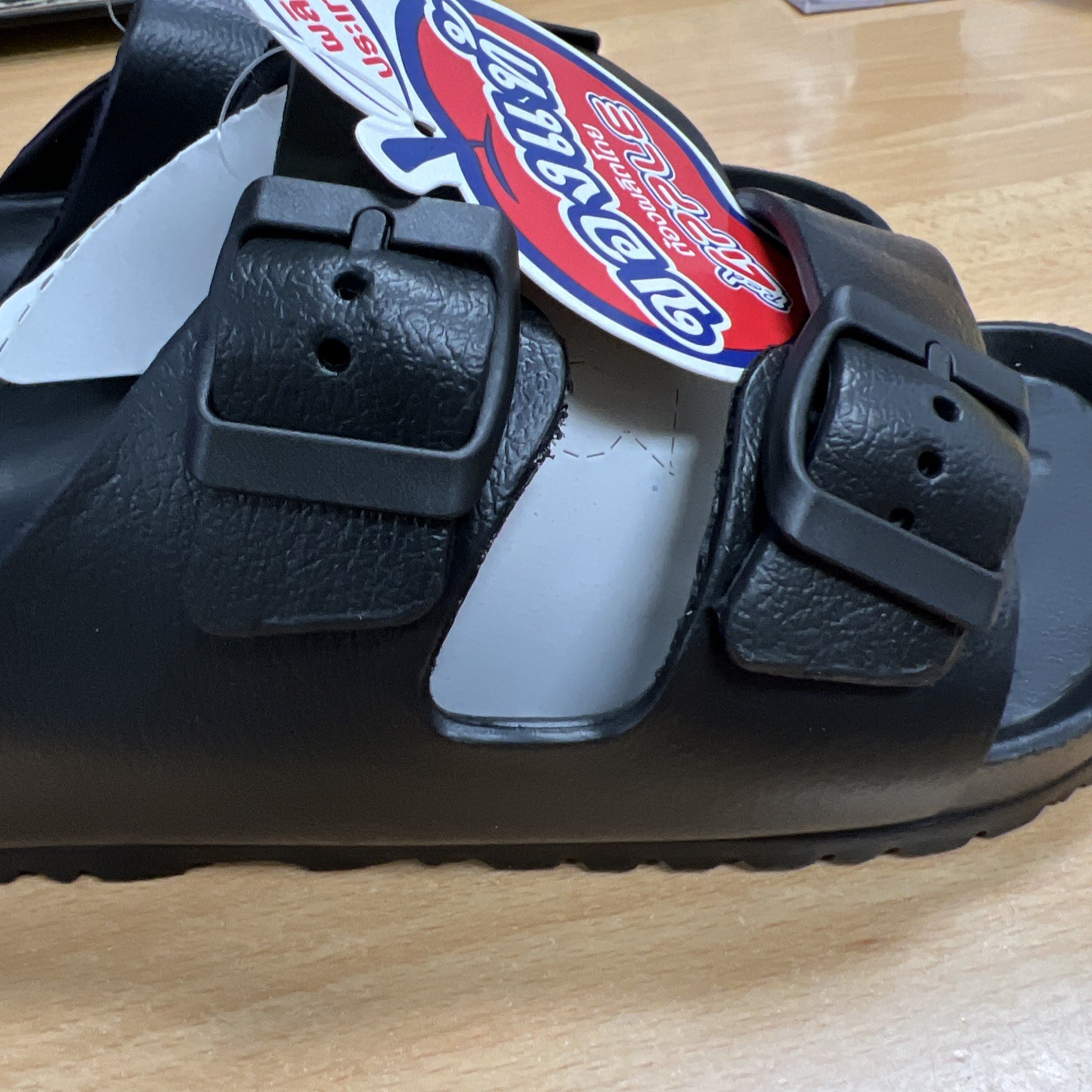 Red Apple Unisex Sandal pick your size 36-37-38-39 or 40 FAST USA SHIPPING