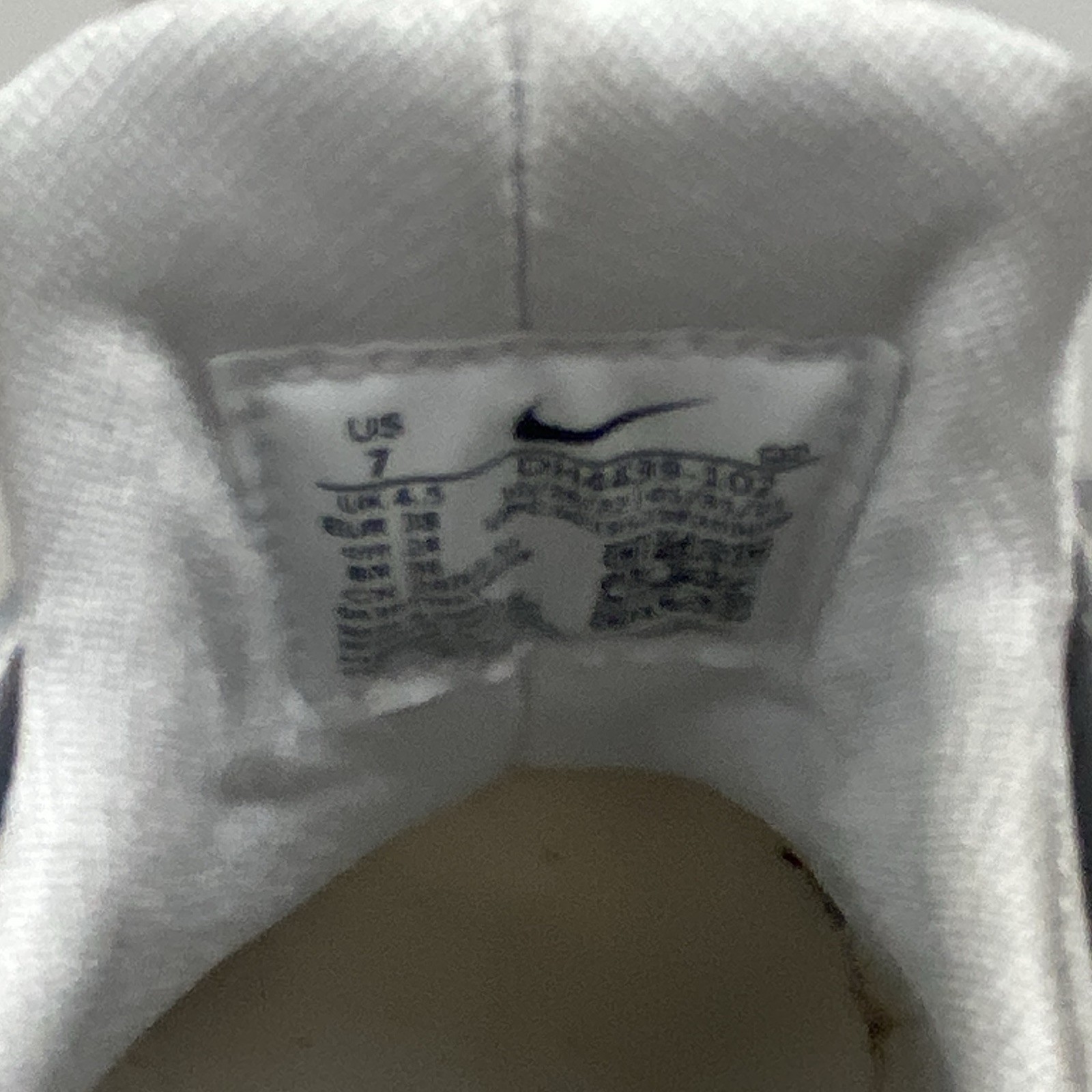 Nike Air Huarache Run Triple White Women’s Low Top Lace Up Sneakers 634835-108