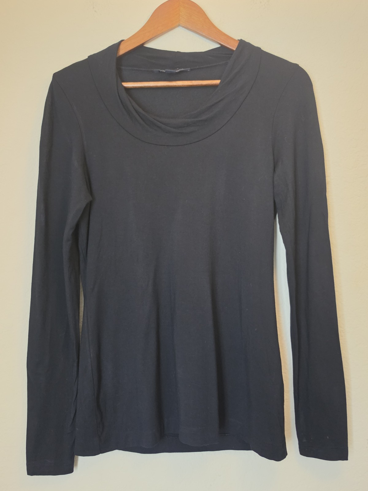 Banana Republic Drape Neck Top Womens Size Small Black Minimalist Corporate Chic