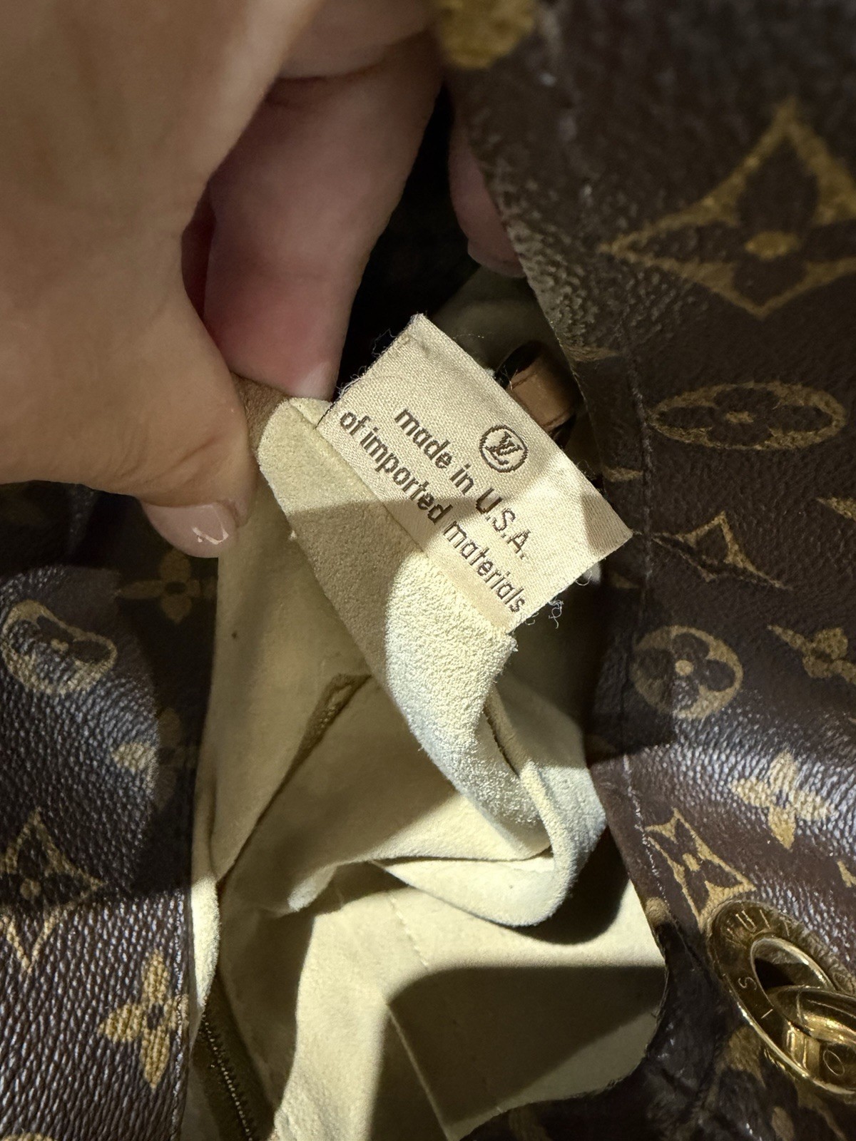 Louis Vuitton Artsy MM Monogram Canvas Leather Tote Shoulder Bag Purse Handbag