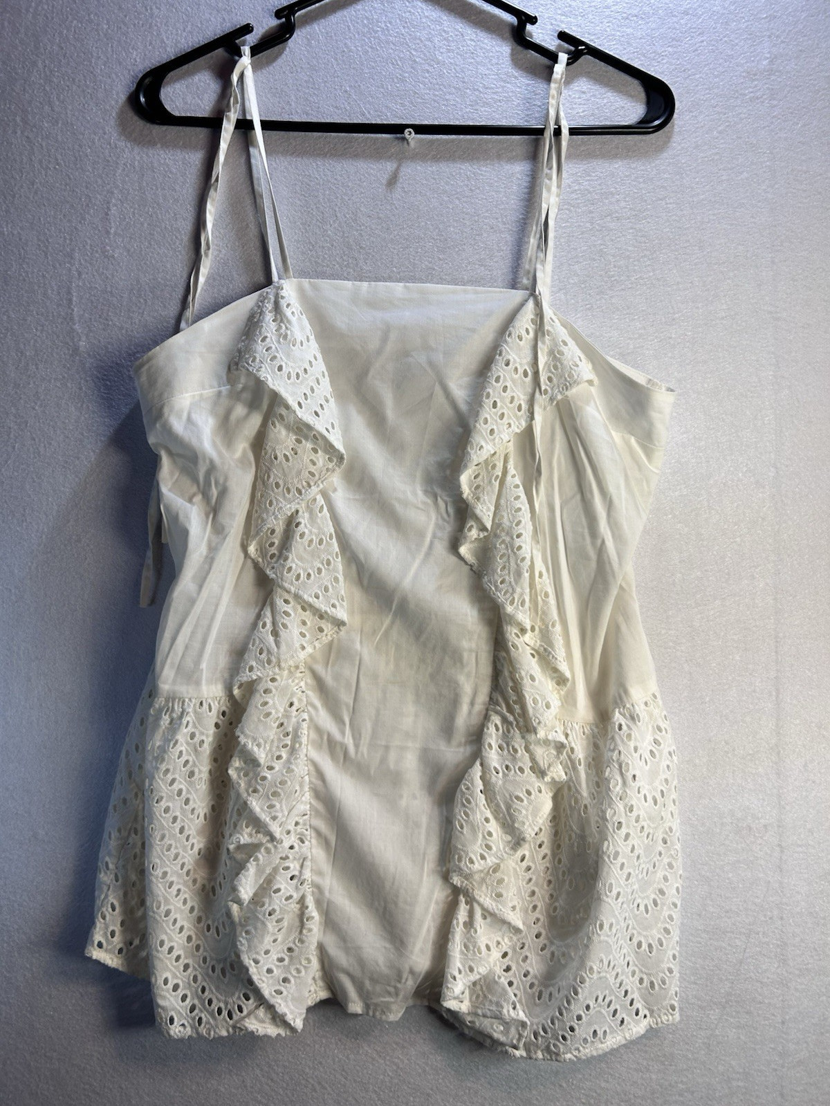 Express White Eyelet Ruffle Square Neck Spaghetti Strap Camisole Top M