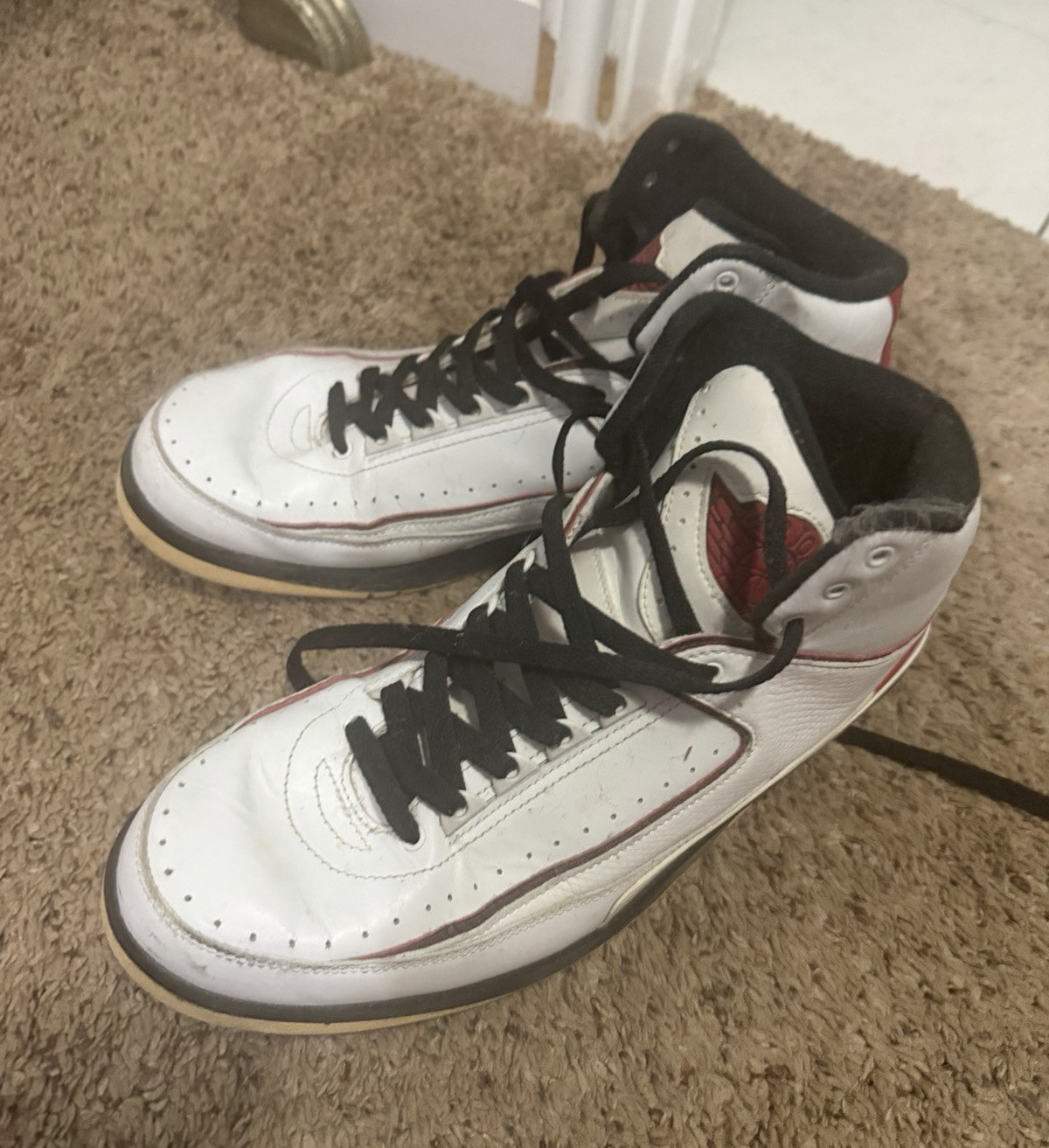 Nike Men’s Mid Top Lace-Up Sneakers Colorblock White Black Red 385709-101