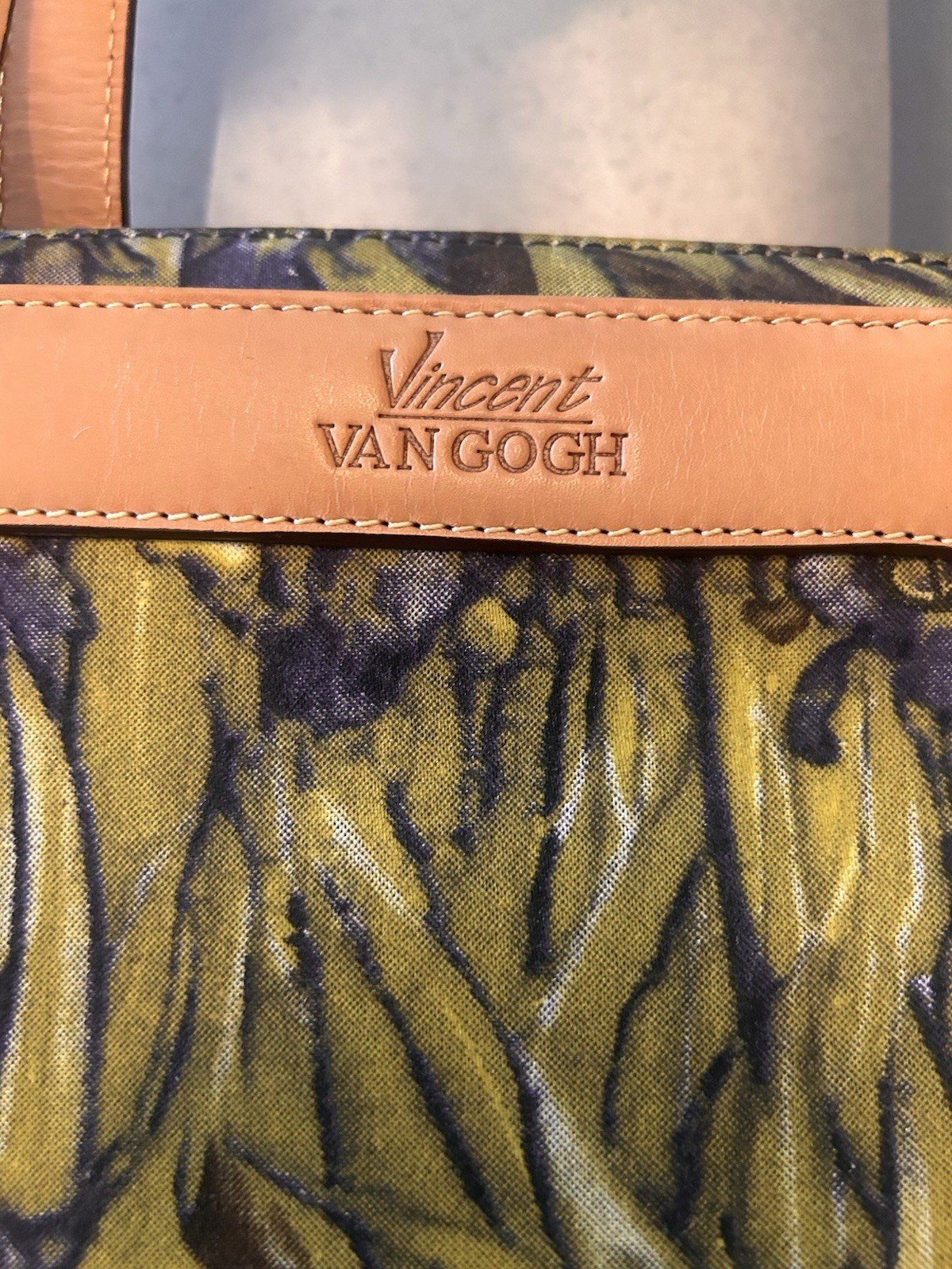 Vincent van Gogh Floral Art Medium Top Handle Bag Zip-Around w Wrist Strap