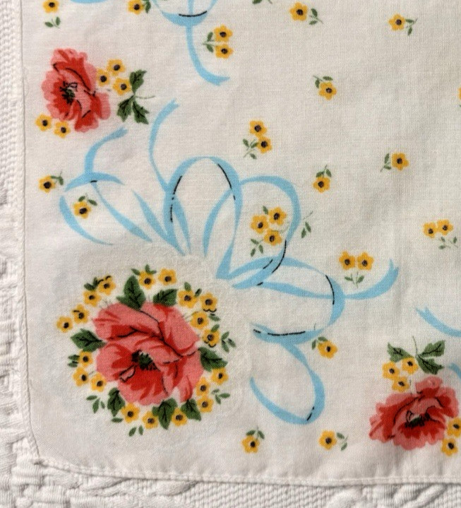 PRETTY BOUQUETS Vintage Floral Hankie Handkerchief with sweet design