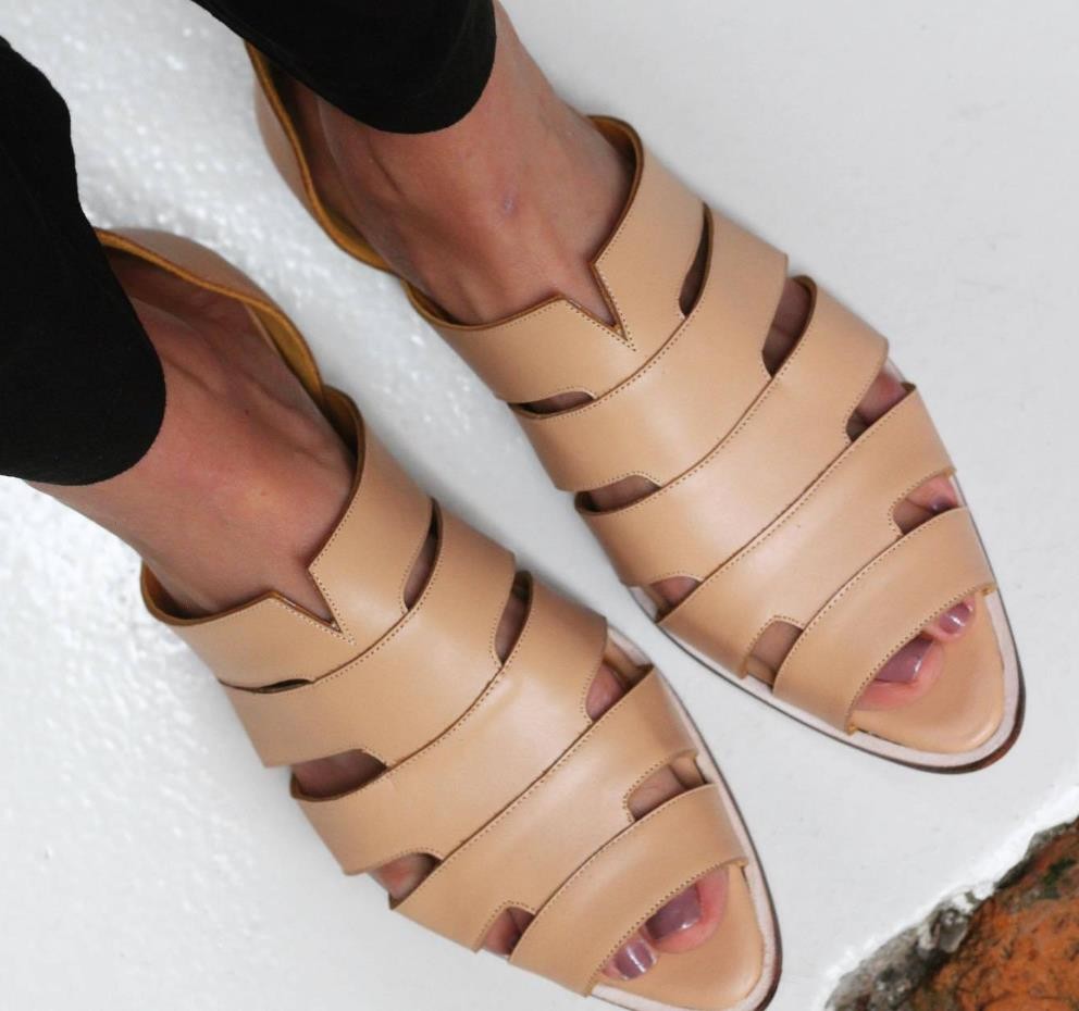 Women’s PU Leather Pointed Peep Toe Summer Sandals Hollow Breathable Shoes Flat