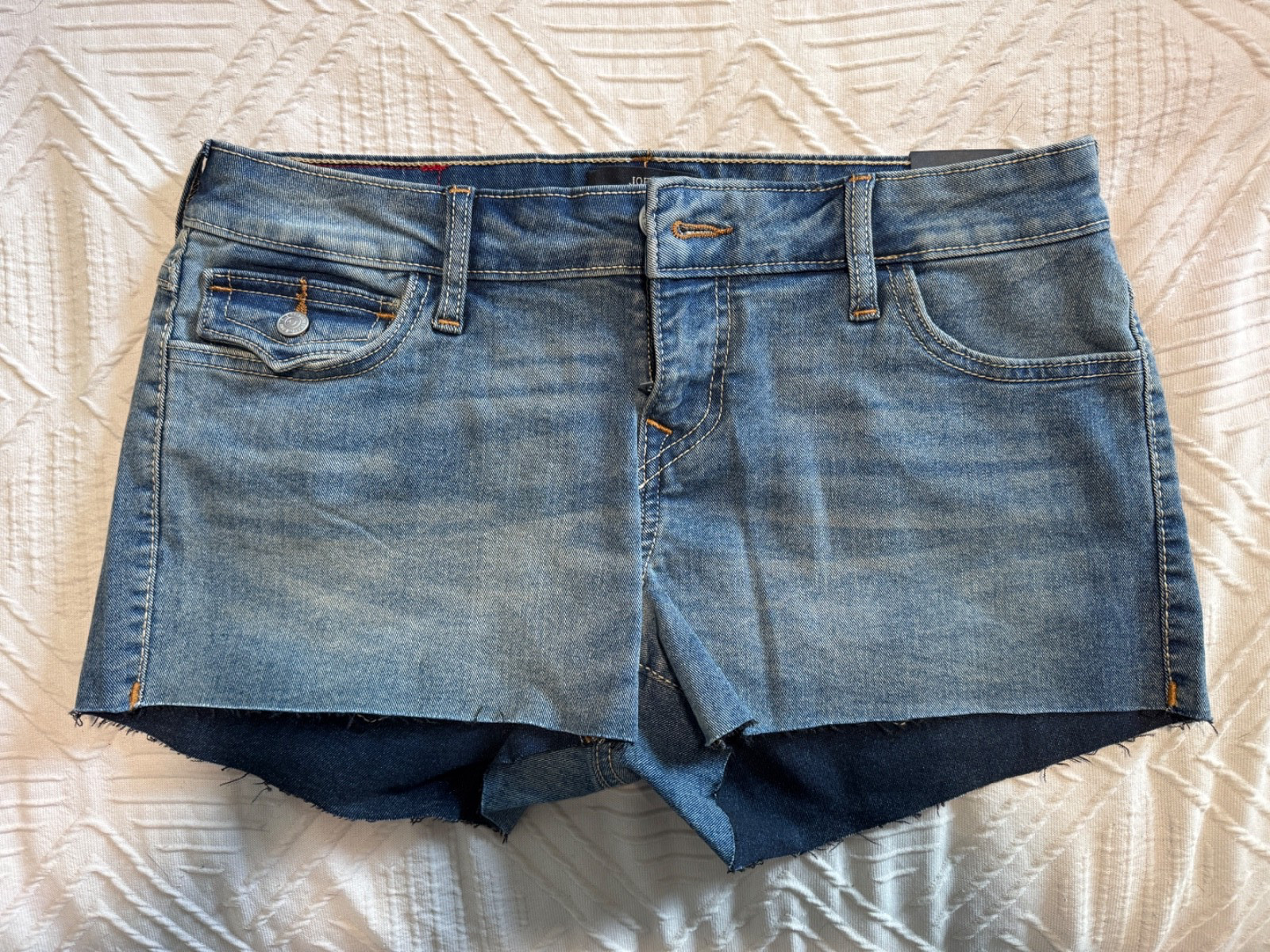NWT True Religion Joey Low Rise Cut Off Denim Shorts Womens Size 29
