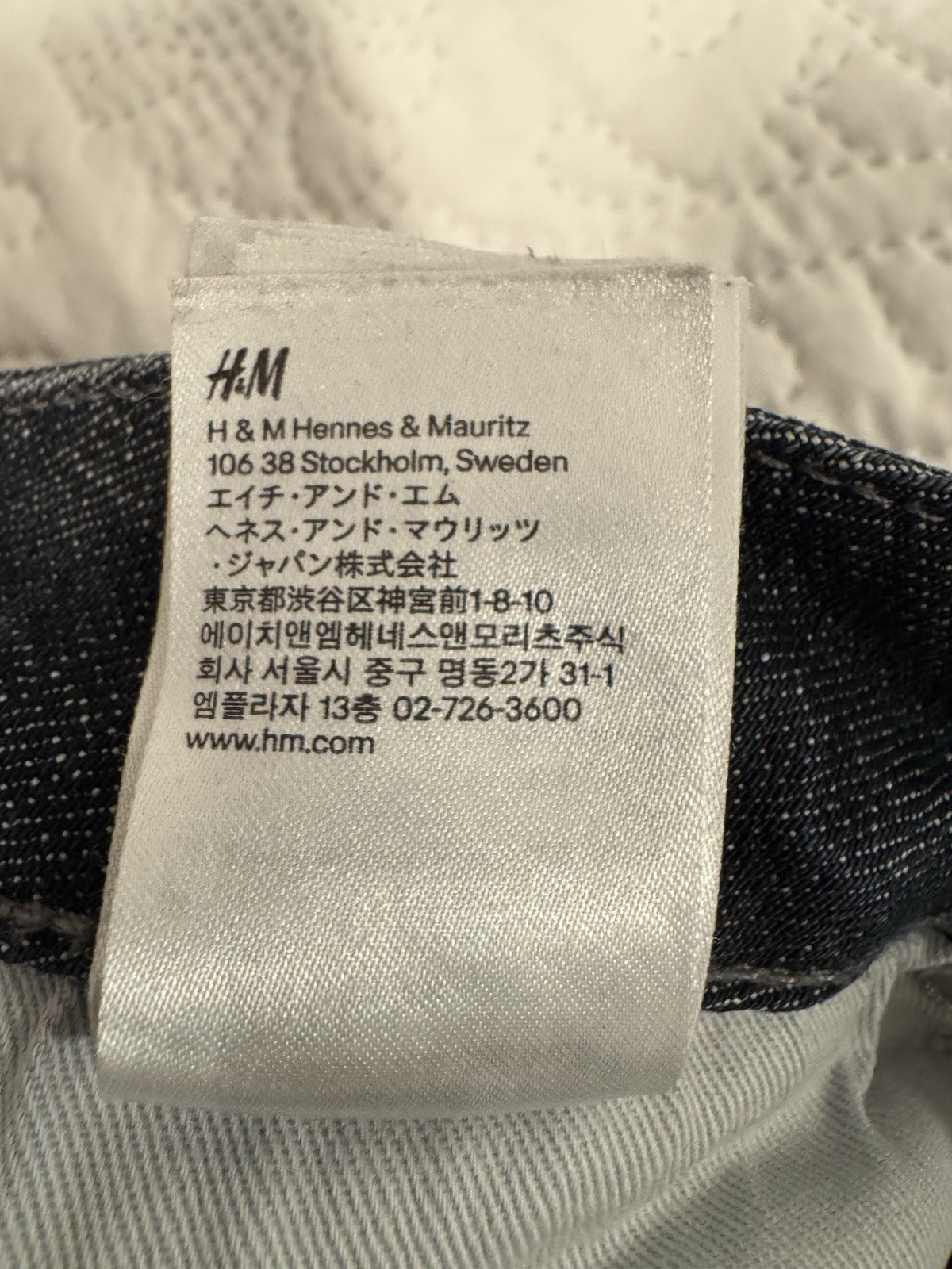 H&M Women’s Blue Denim Bootcut Regular Fit 28×32 Regular Rise Dark Wash 5-Pocket