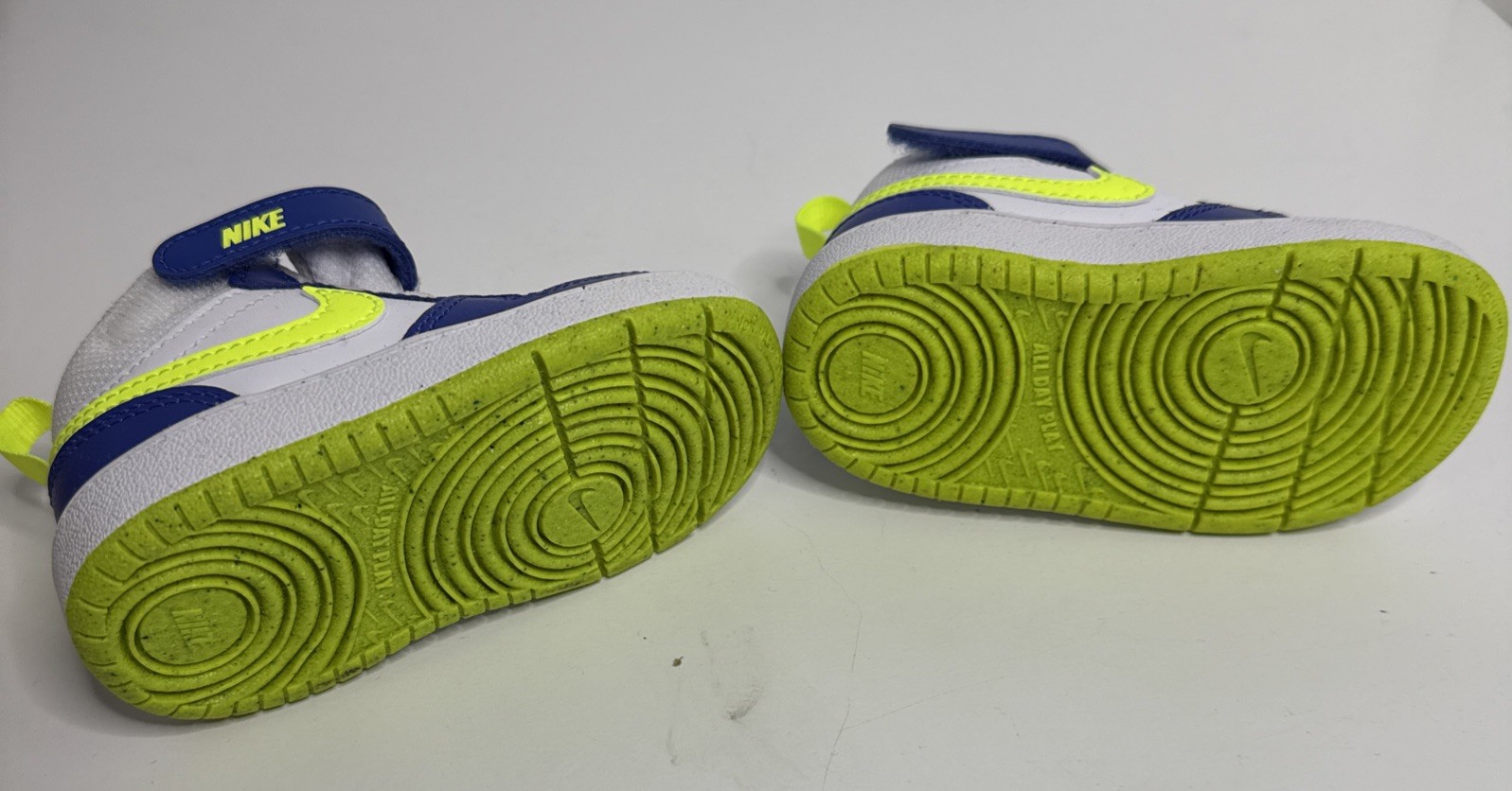 nike court borough mid 2 size 5