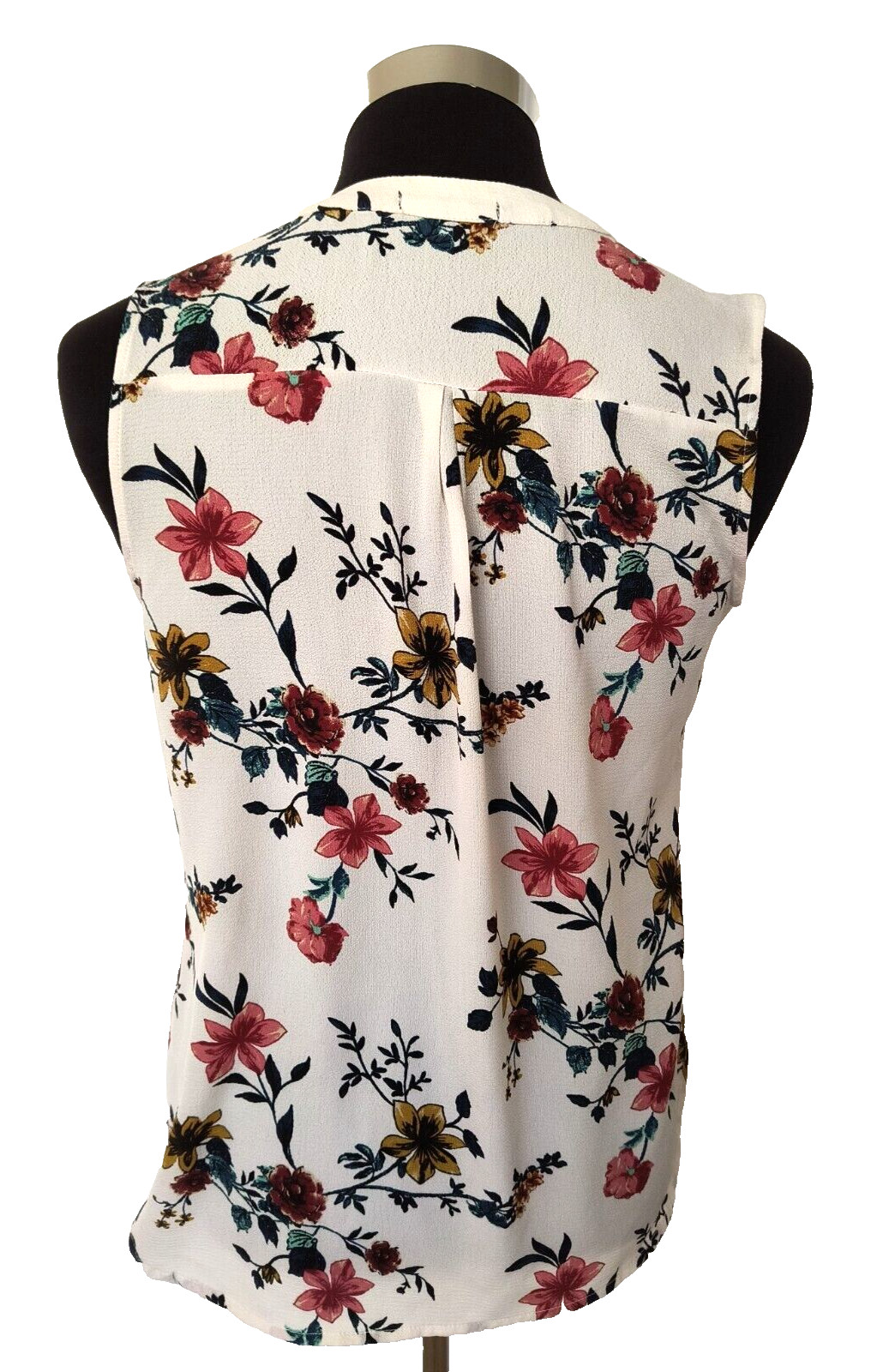 Cure Sleeveless Blouse Women’s Size Medium Pullover Multicolor Floral on Ivory