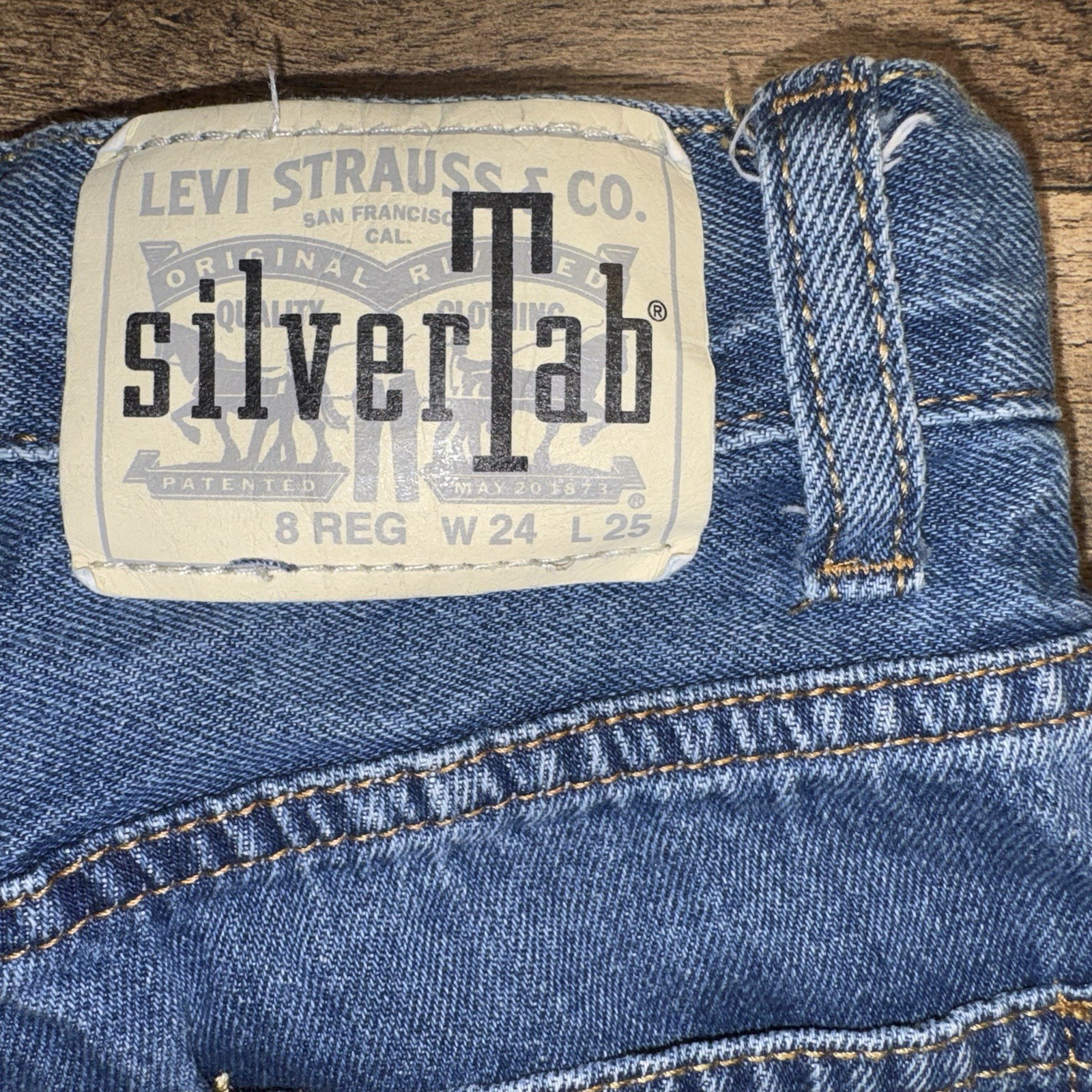 Levi’s Silver Tab Stay Loose Boys Size 8 Reg W24 L25