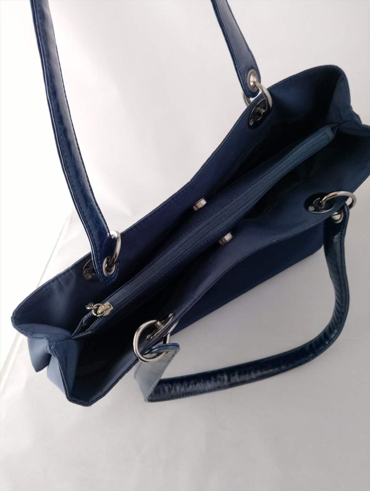 SANT MARIOS Leather Shoulder Bag Blue Size: W:15.7×H: 11.4in. [Unused] Italy