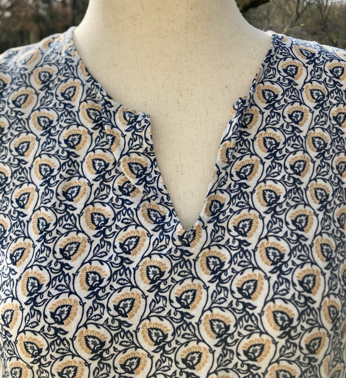 J. Jill Love Linen Elephant Print Sleeveless V-Neck Tunic Top XL PETITE