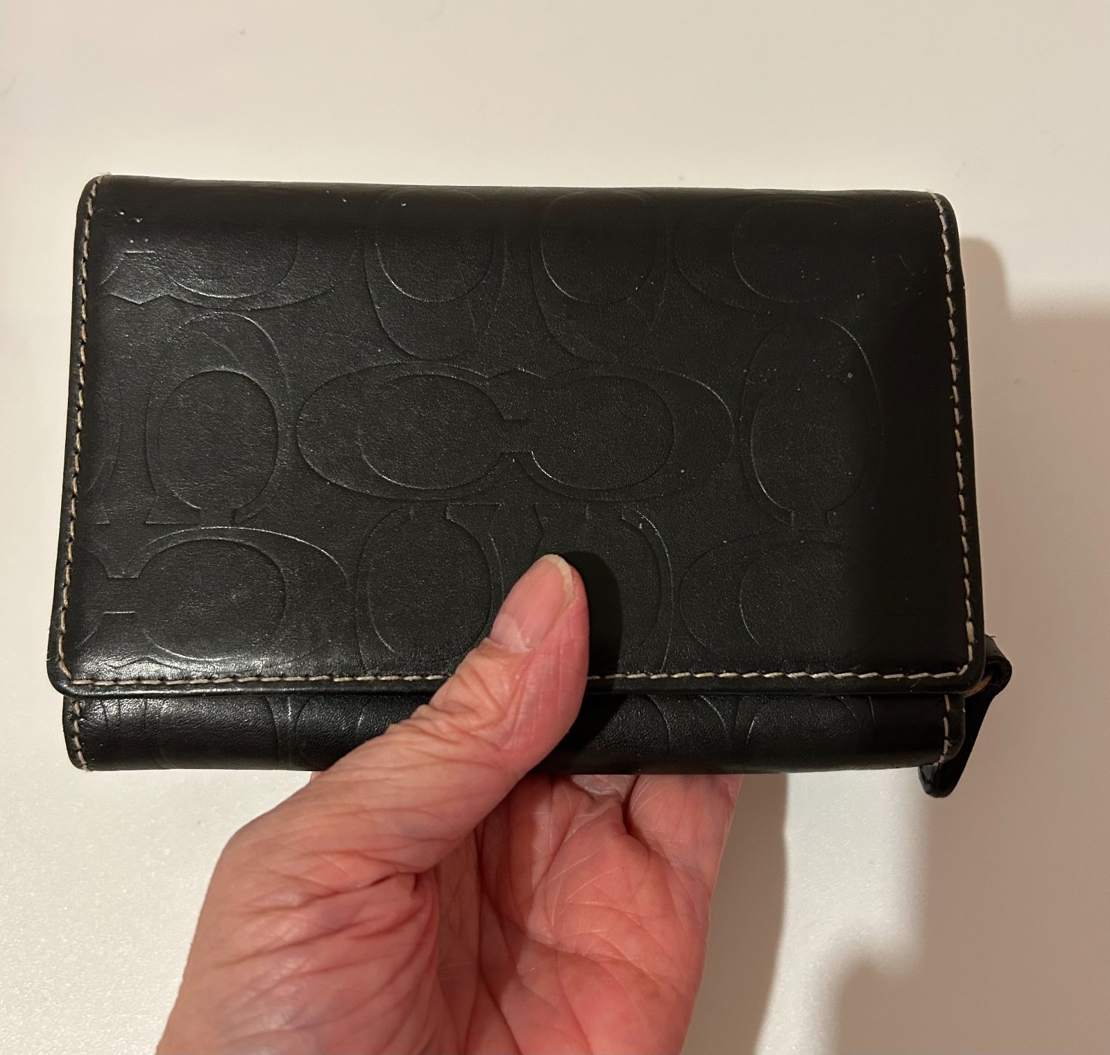 Coach Y2K Black Leather Bifold Wallet Embossed with CC Monogram Zip Coin Purse