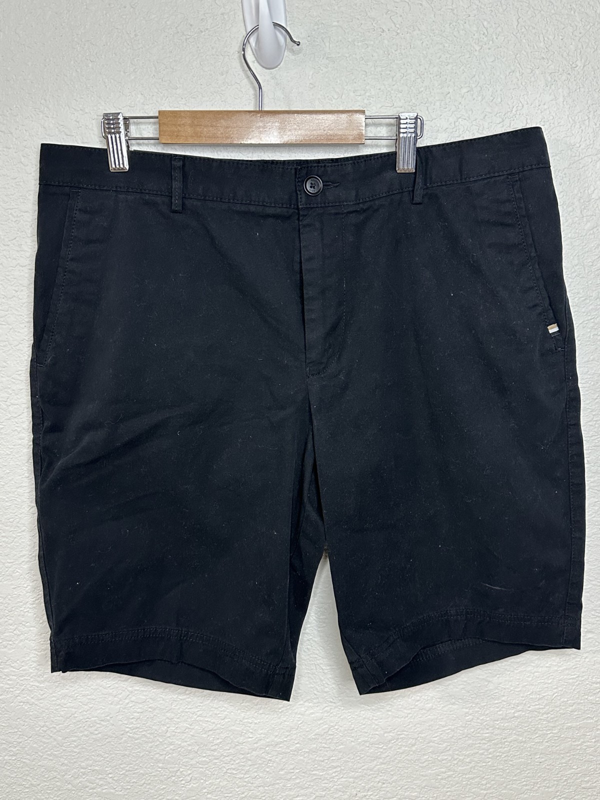 Hugo Boss mens shorts, barley worn, quick shipping