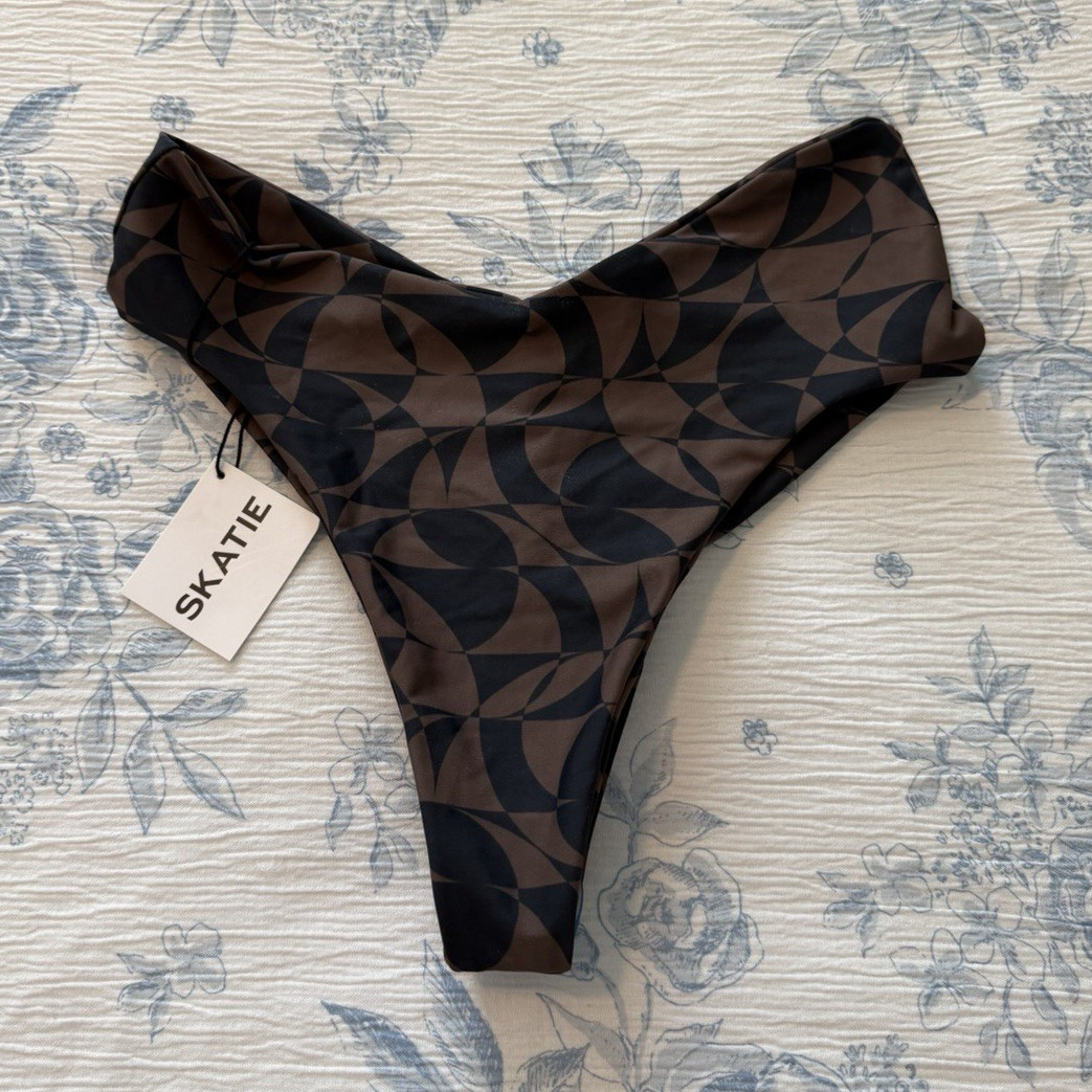 Skatie Women’s Geometric Thong Y2KStyle Bikini Bottom Brown/Black Size M Regular