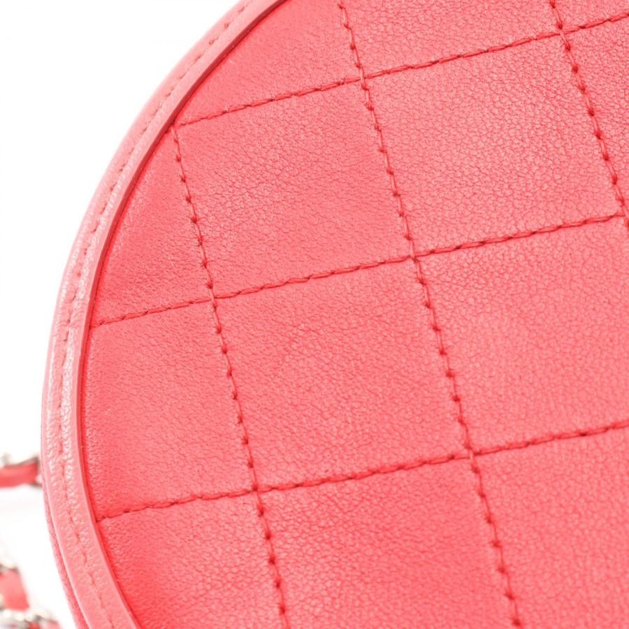 CHANEL Bag: Matelasse Round Shoulder Red/Pink Lambskin W12H12D5m;