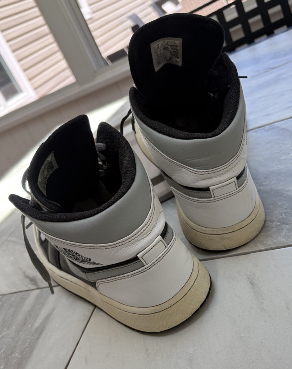 Jordan Air Jordan 1 Mid Smoke Grey Black & White Size 12 U.S. Eur 46 Read Desc.