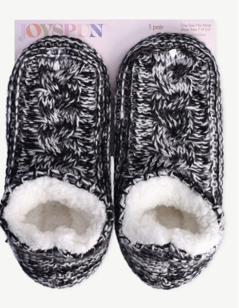 joyspun slipper socks with grippy soles. one size fits most. shoe size 7-9.5