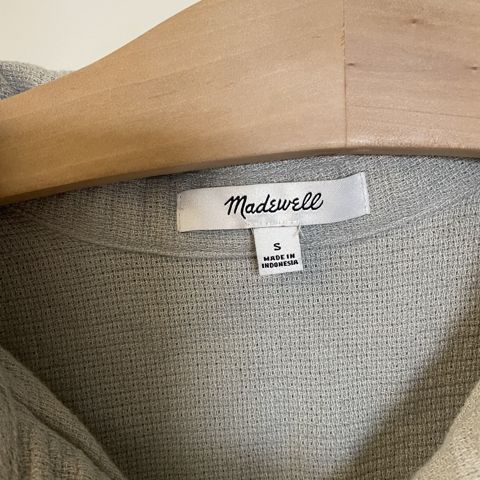 Madewell Breezewoven Beachside Shirttail Top in Sage S