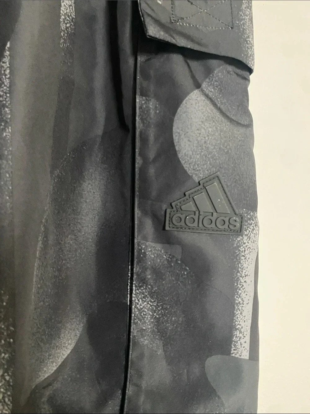 Adidas City Escape Cargo Pant Black Multicolor Women’s XL Baggy Wide Leg Pull On