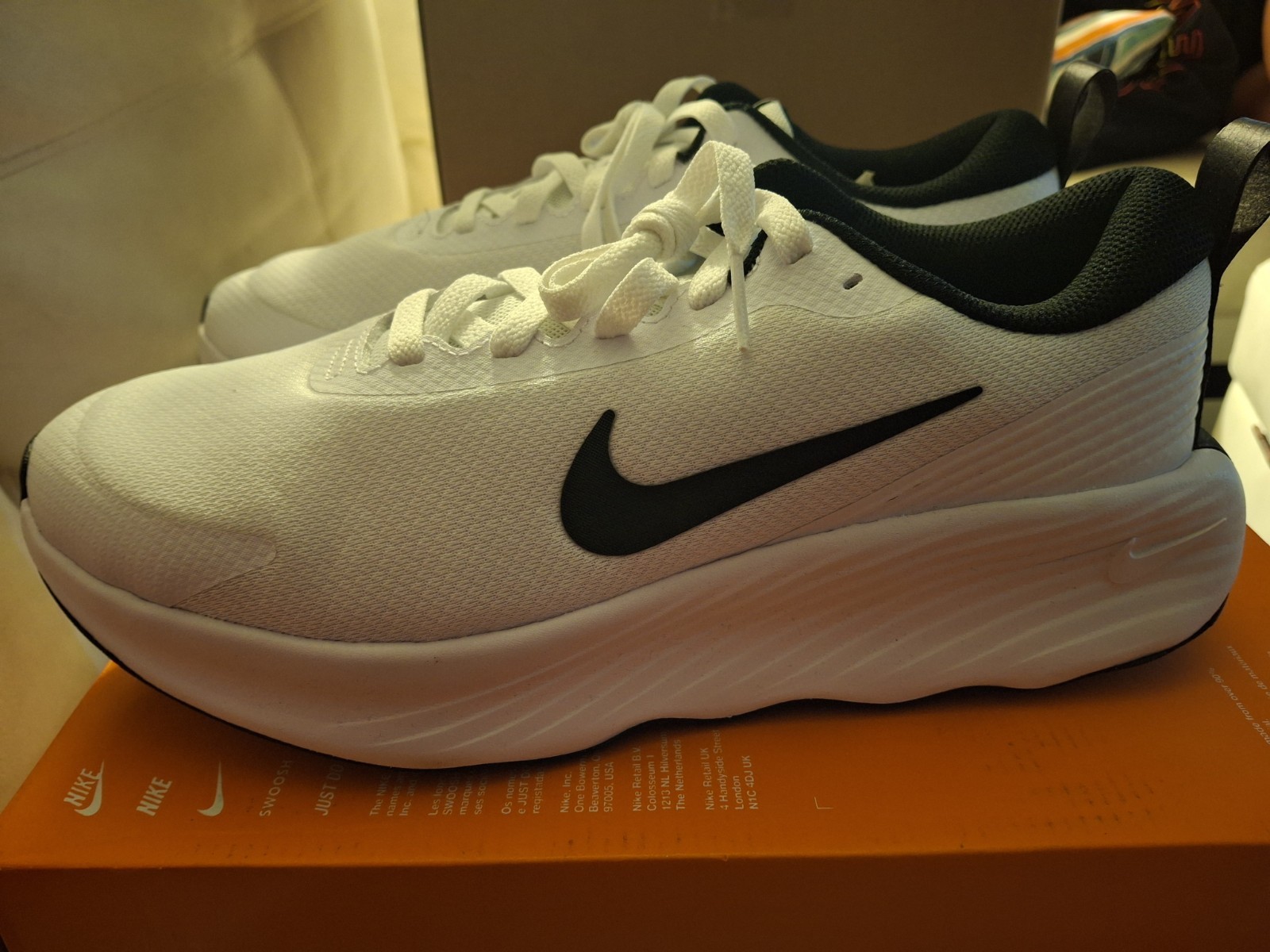 Nike Promina White/Black Men’s Size 10. New Without Box