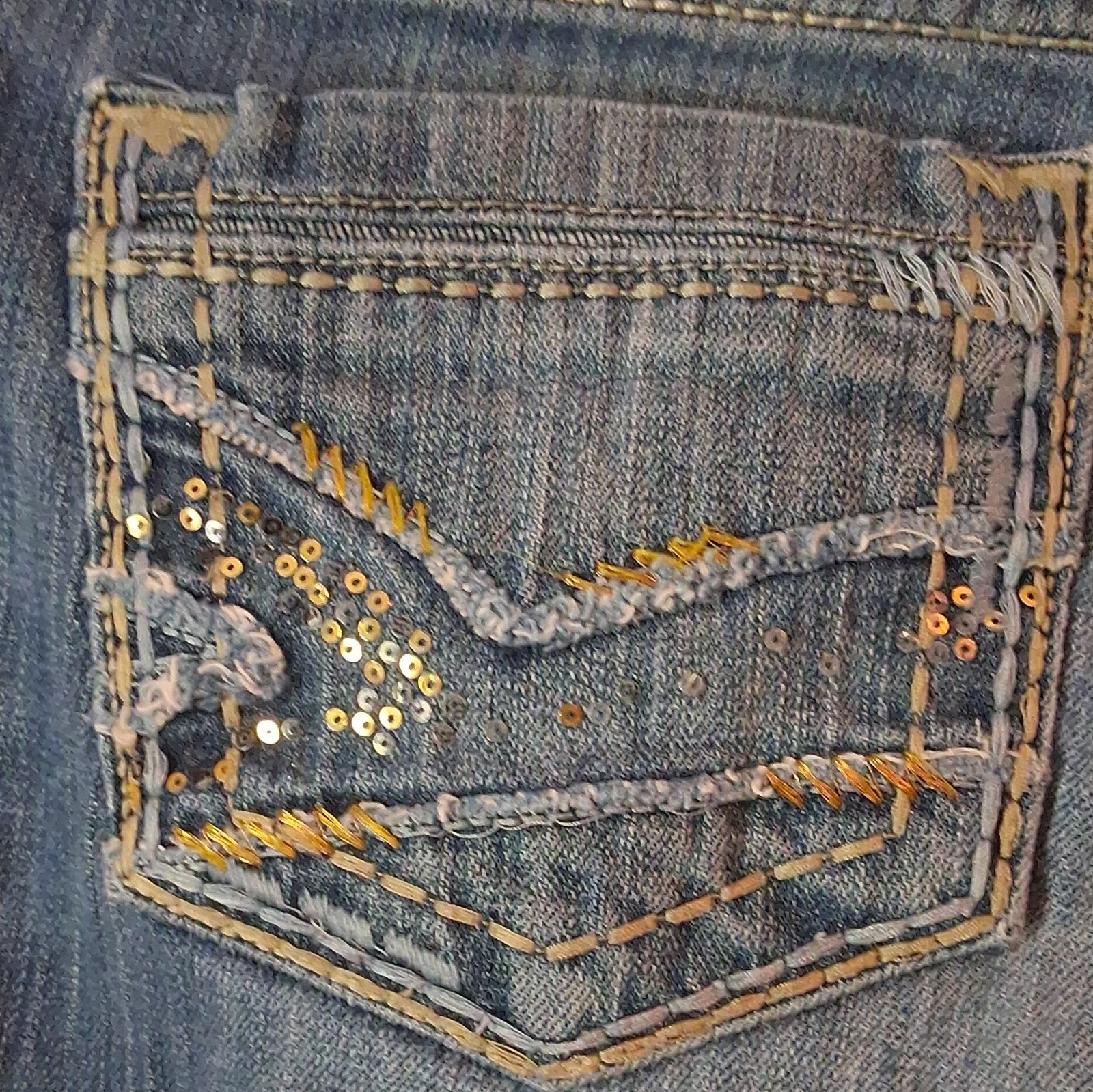 BKE Women’s Bootcut Jeans Blue Medium Wash Low Rise 5-Pocket Button Accents