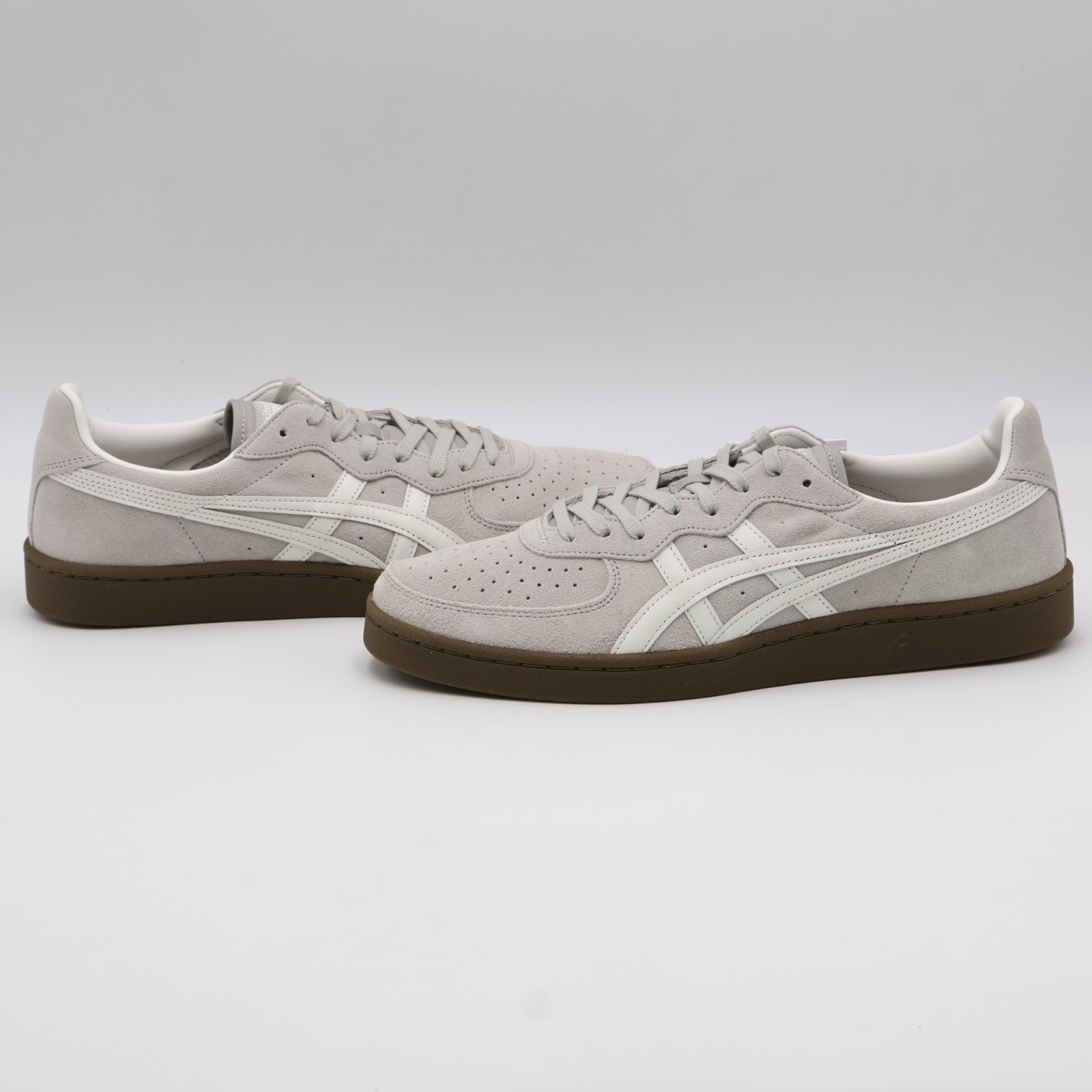 1183C656-020 Onitsuka Tiger GSM Oyster GreyOff White (Men’s)