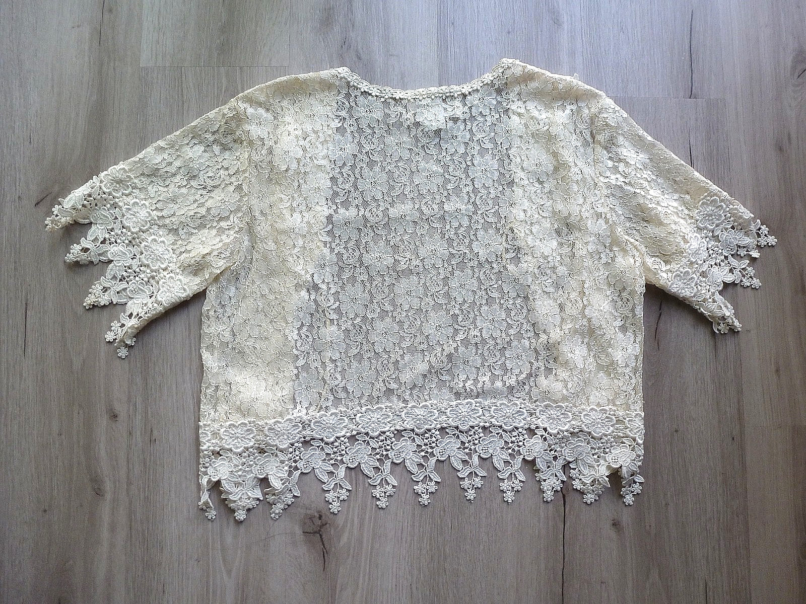 Vtg Magnet Art Lynn Yang Lace Cover Up Top S Embroidered Details Boho Festival